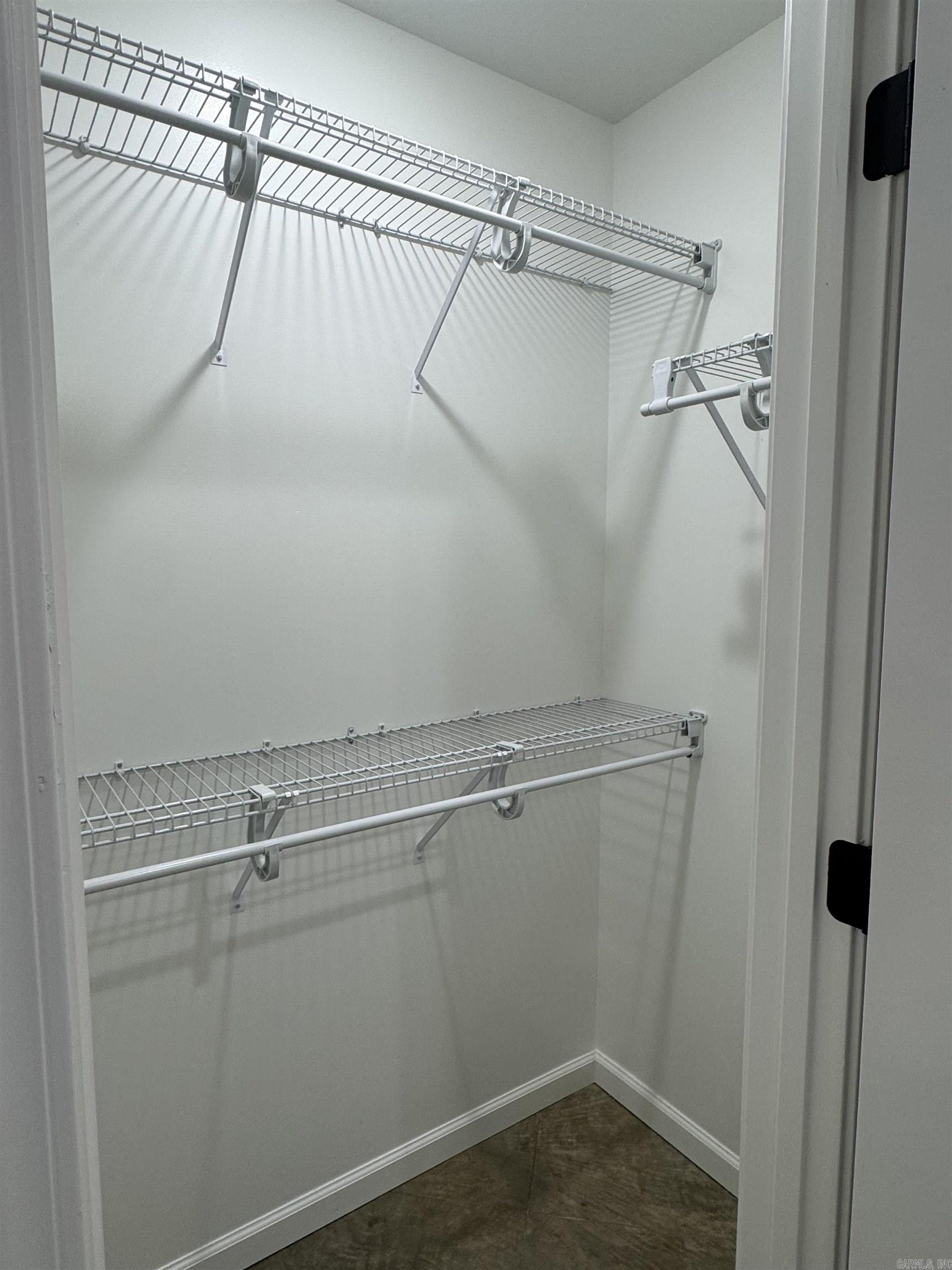 HILLVIEW ACRES - Residential