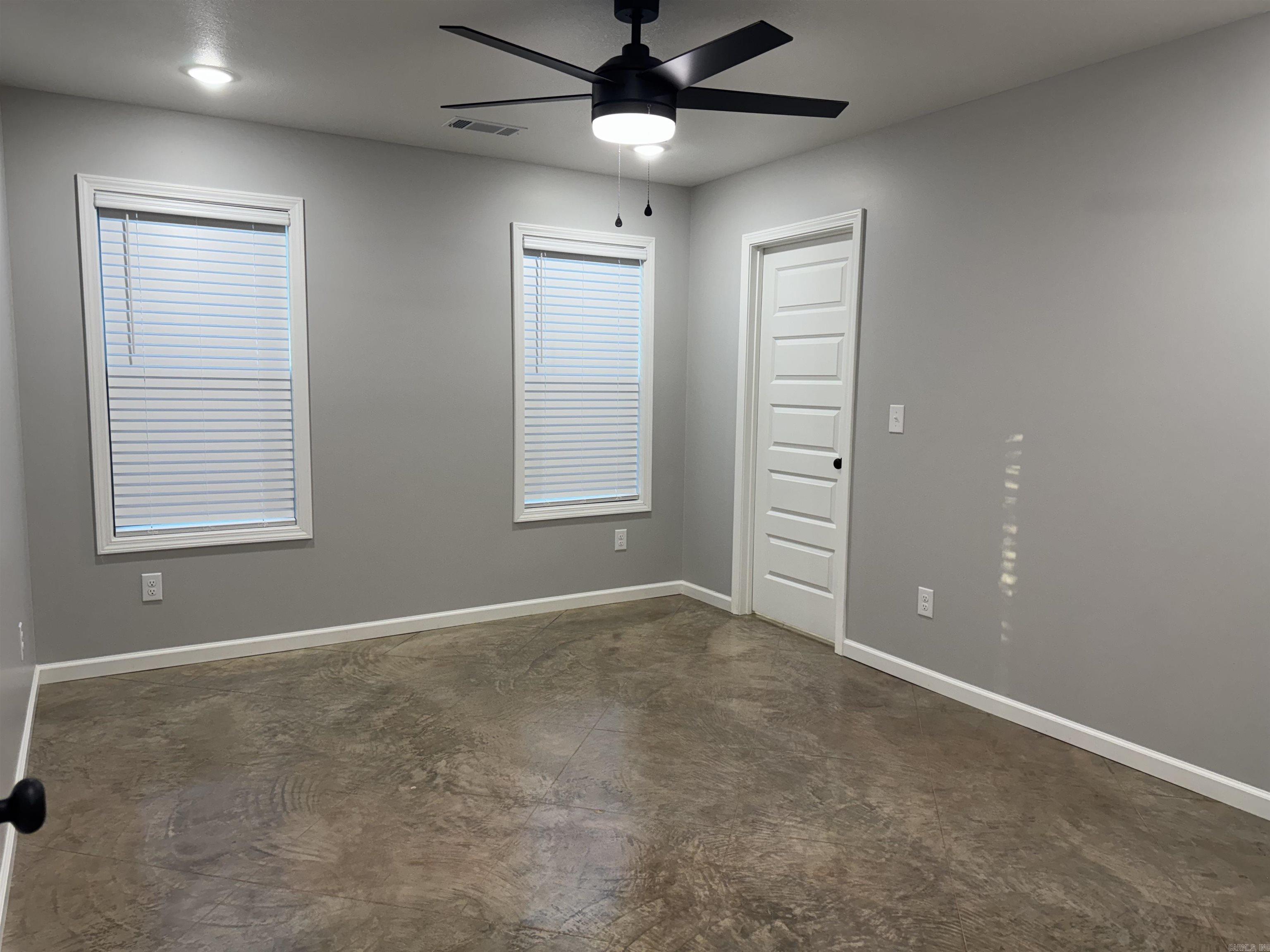 HILLVIEW ACRES - Residential