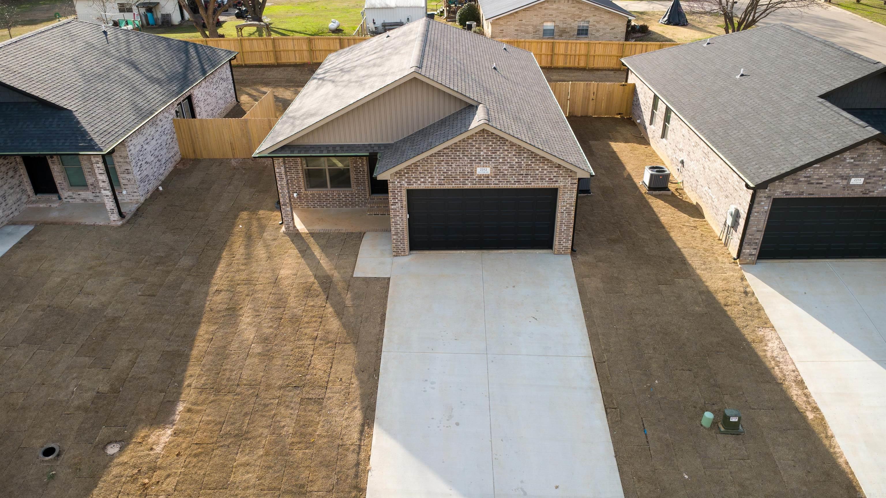 HILLVIEW ACRES - Residential