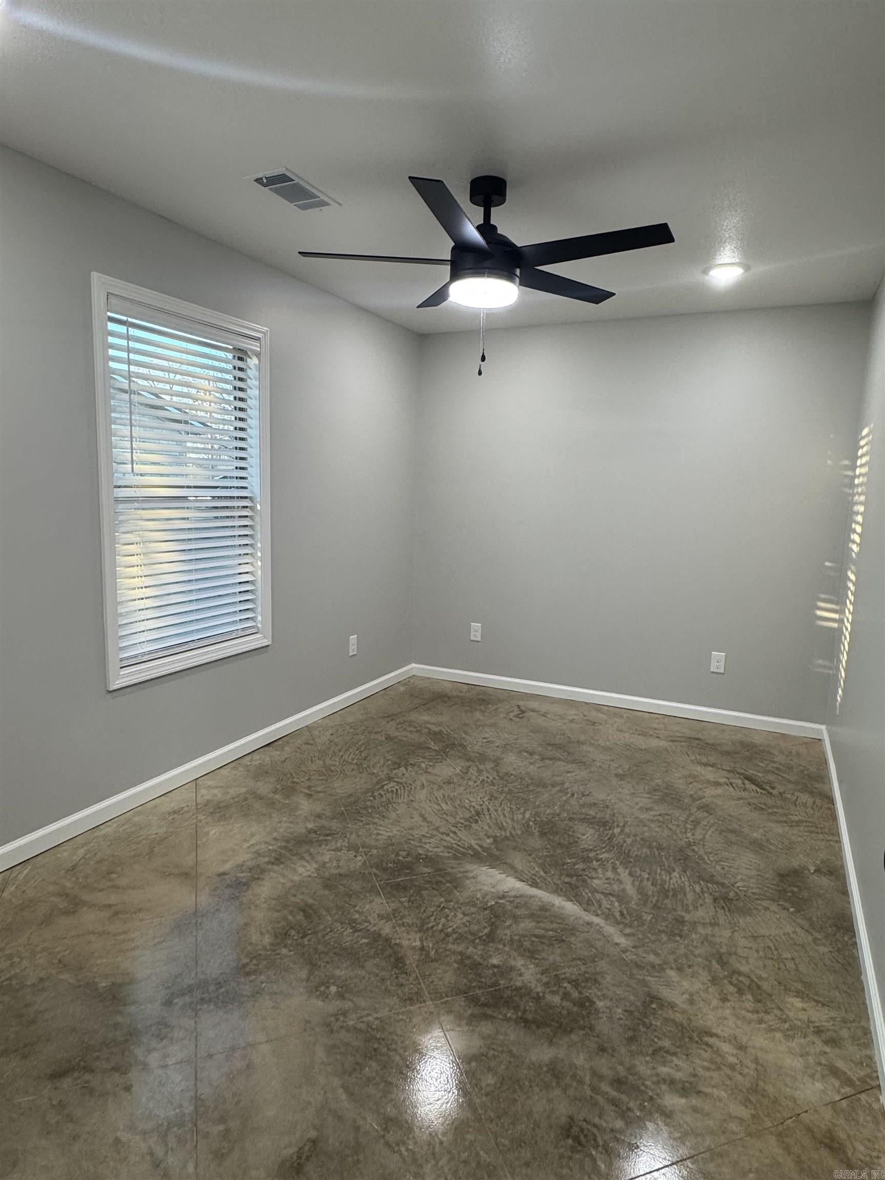 HILLVIEW ACRES - Residential