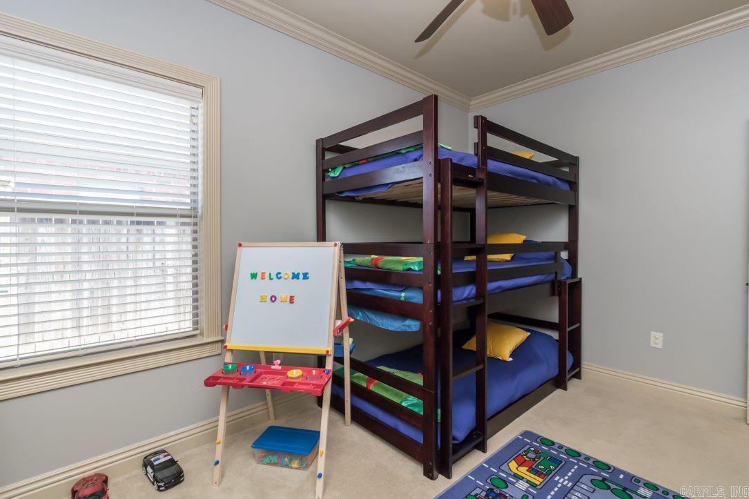 COUNTRY CLUB OF ARK THE - Residential Lease