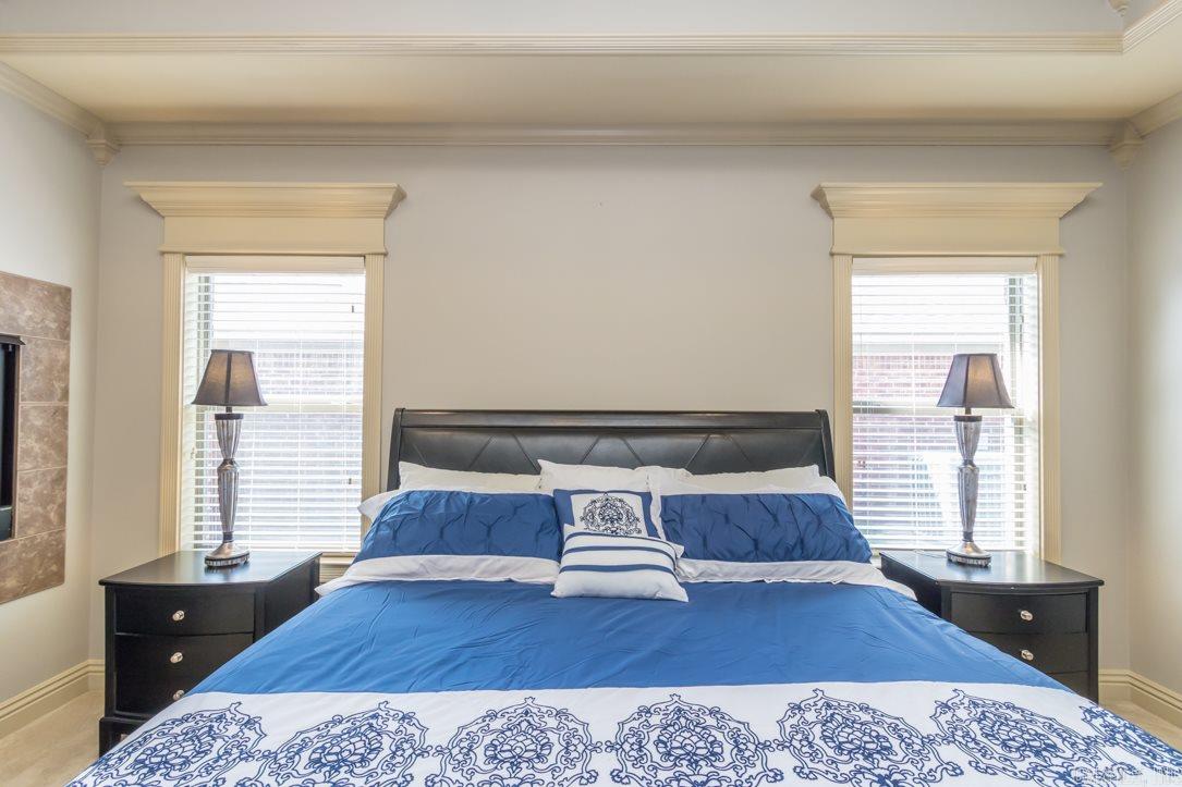 COUNTRY CLUB OF ARK THE - Residential Lease