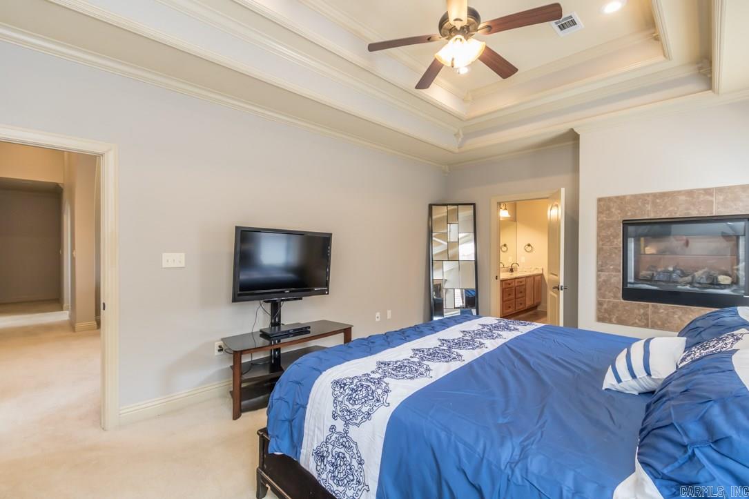 COUNTRY CLUB OF ARK THE - Residential Lease