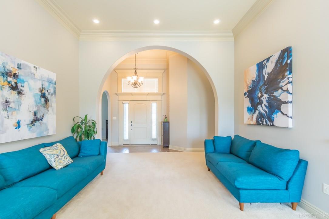 COUNTRY CLUB OF ARK THE - Residential Lease