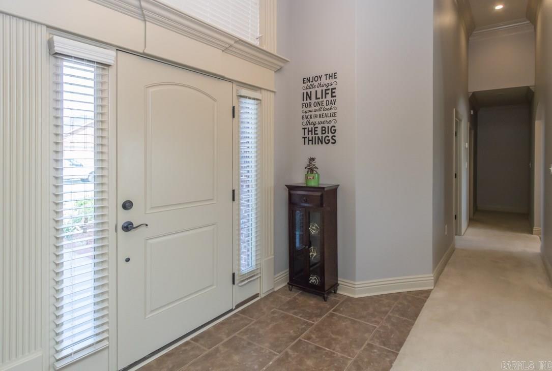 COUNTRY CLUB OF ARK THE - Residential Lease