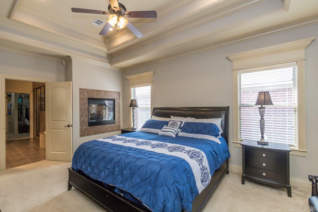 COUNTRY CLUB OF ARK THE - Residential Lease