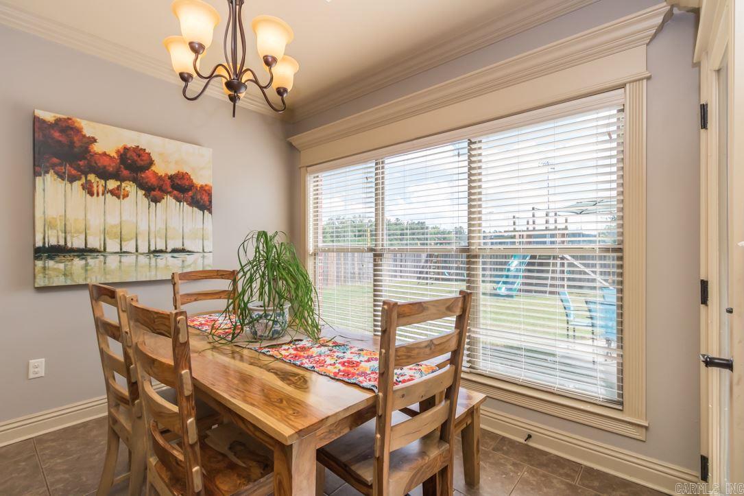 COUNTRY CLUB OF ARK THE - Residential Lease