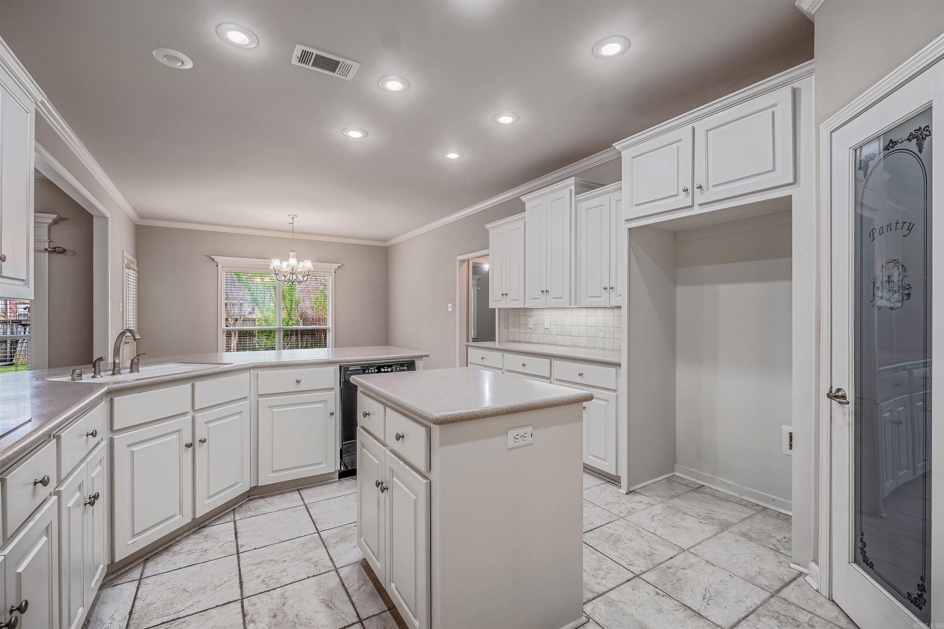 MAUMELLE VALLEY ESTATES - Residential