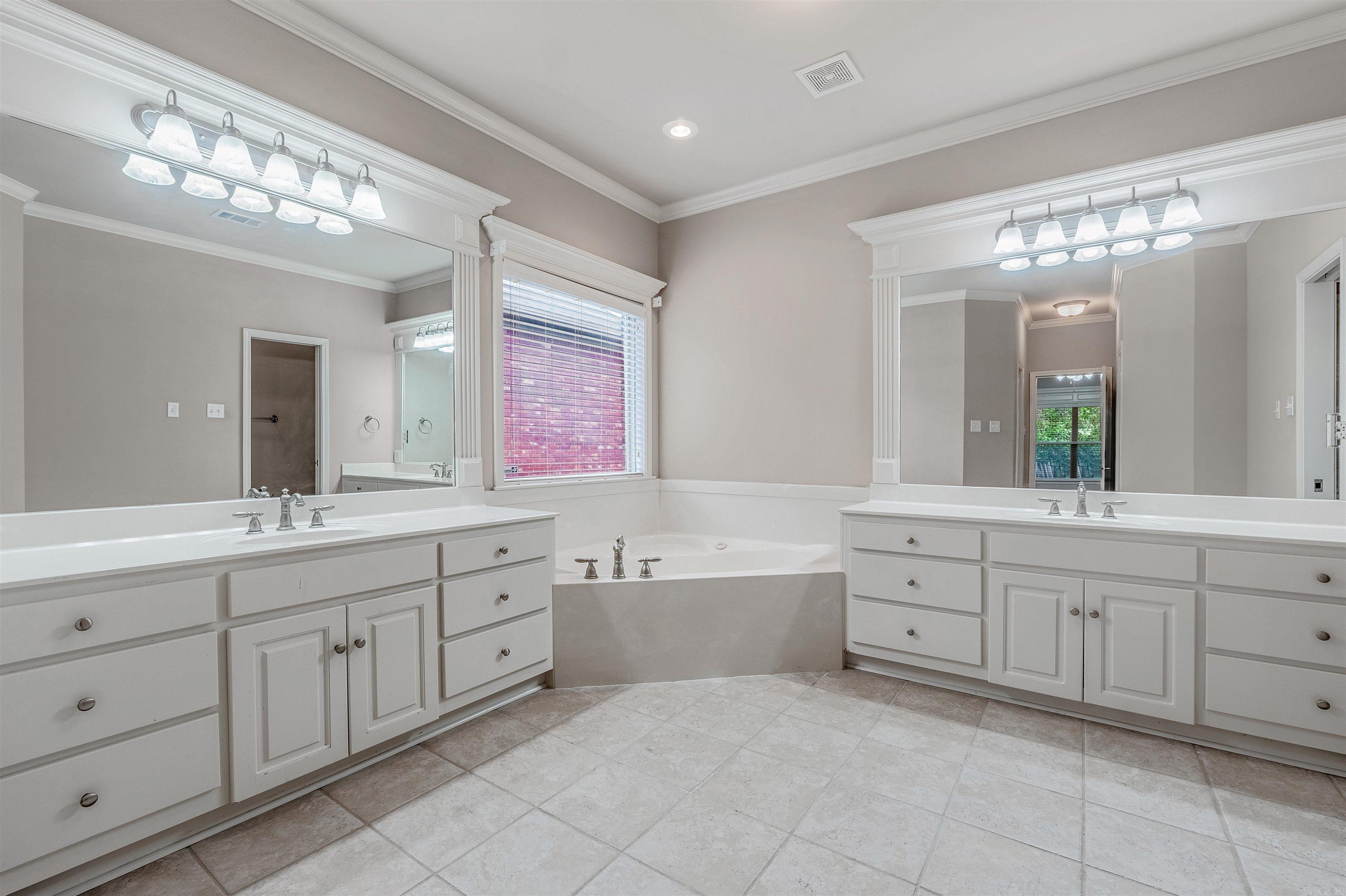 MAUMELLE VALLEY ESTATES - Residential