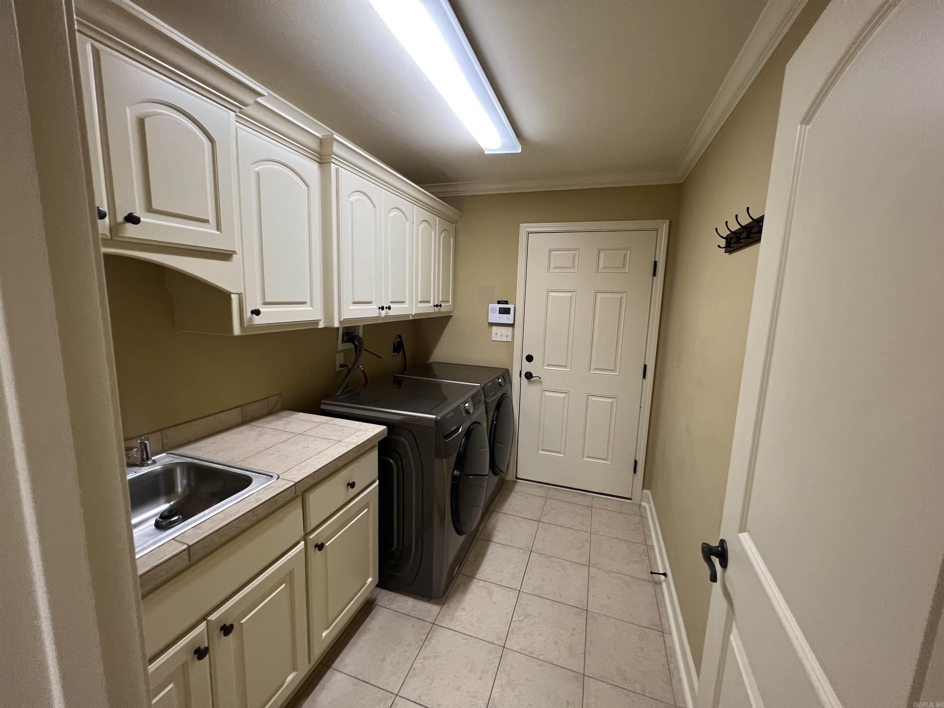 WATERS EDGE - Residential Lease