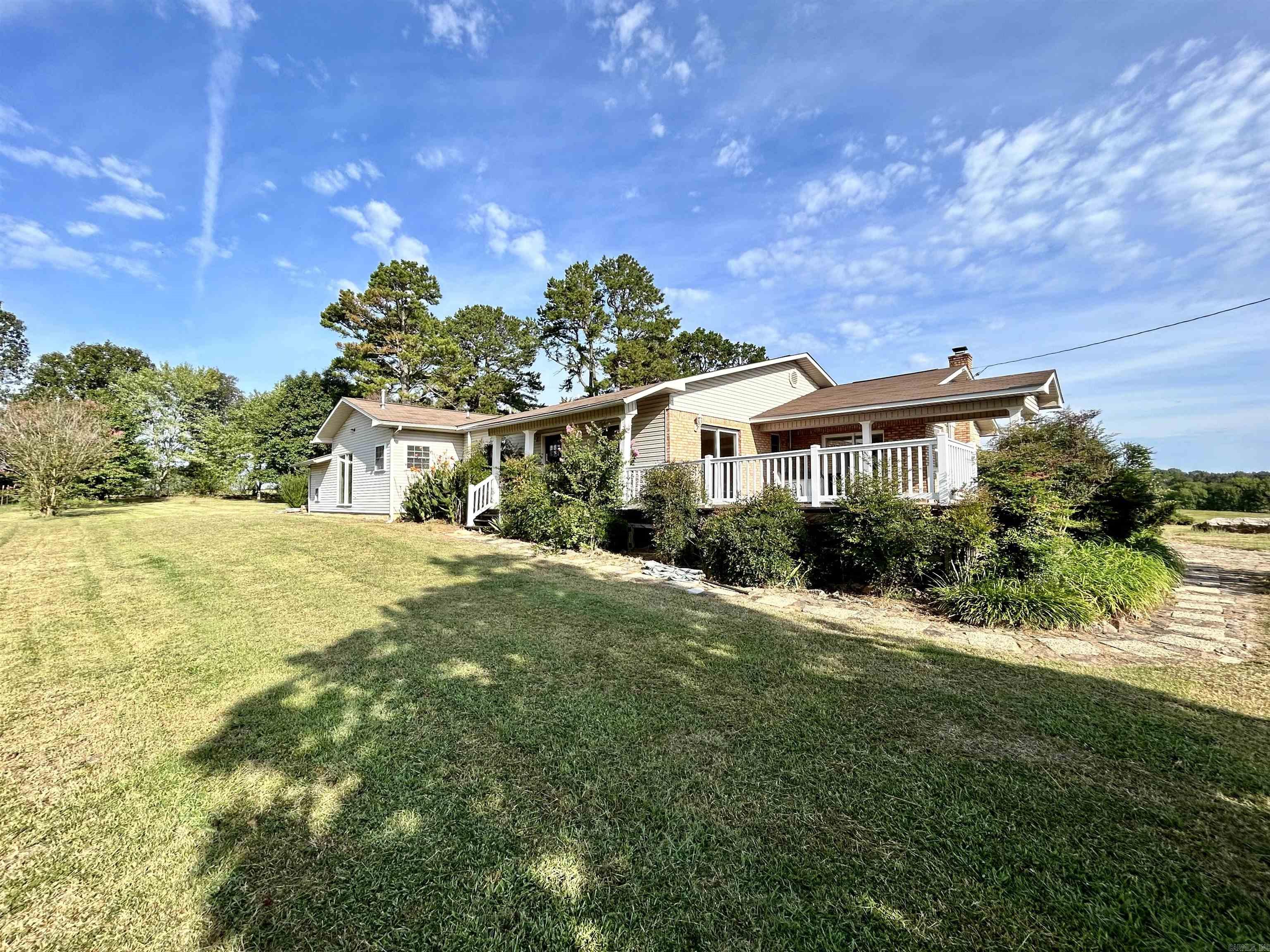 Metes &amp; Bounds - Residential