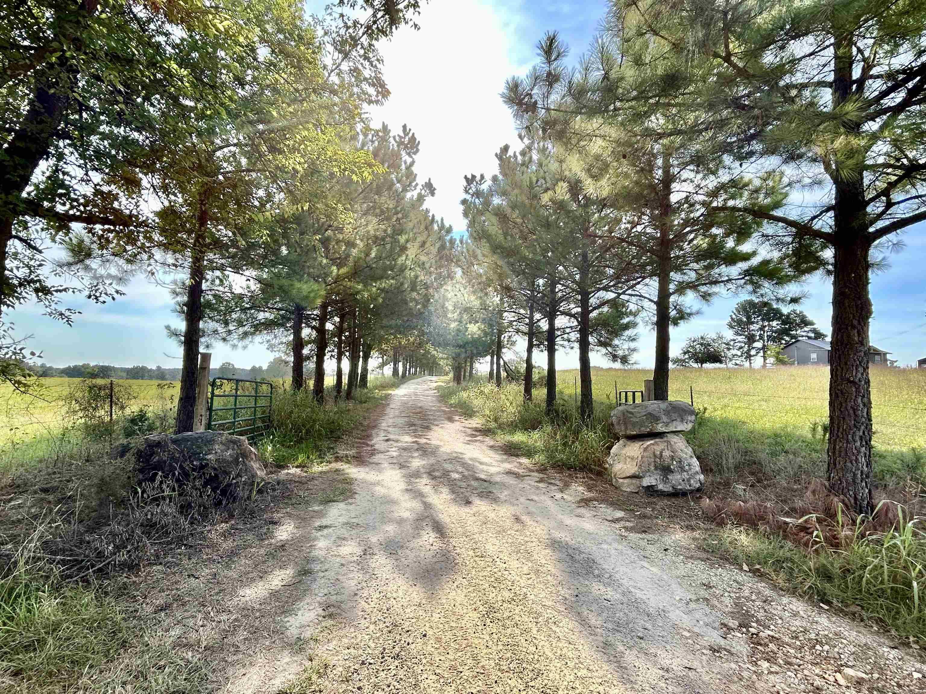 Metes &amp; Bounds - Residential