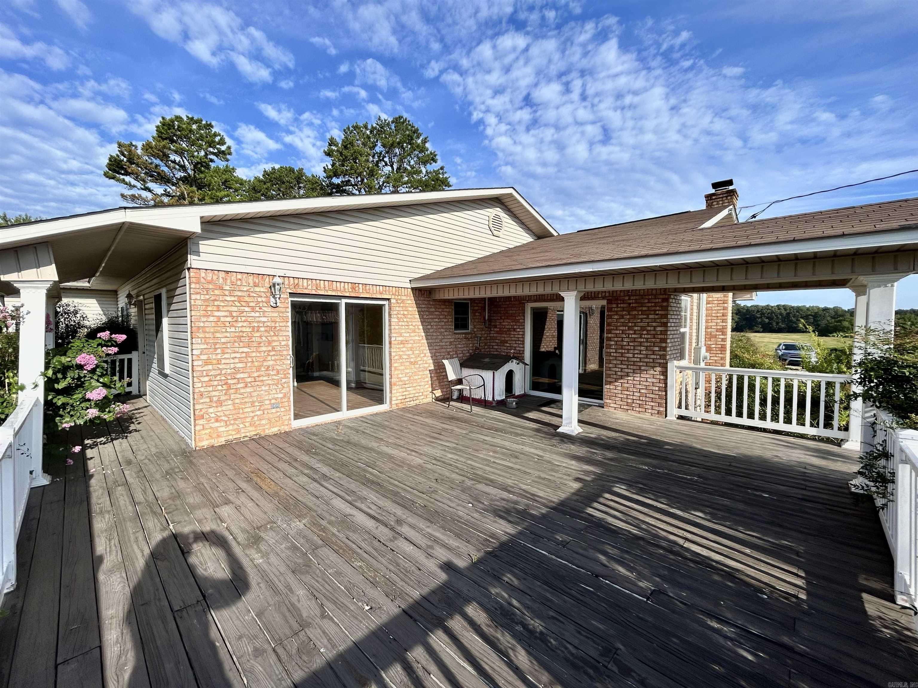 Metes &amp; Bounds - Residential