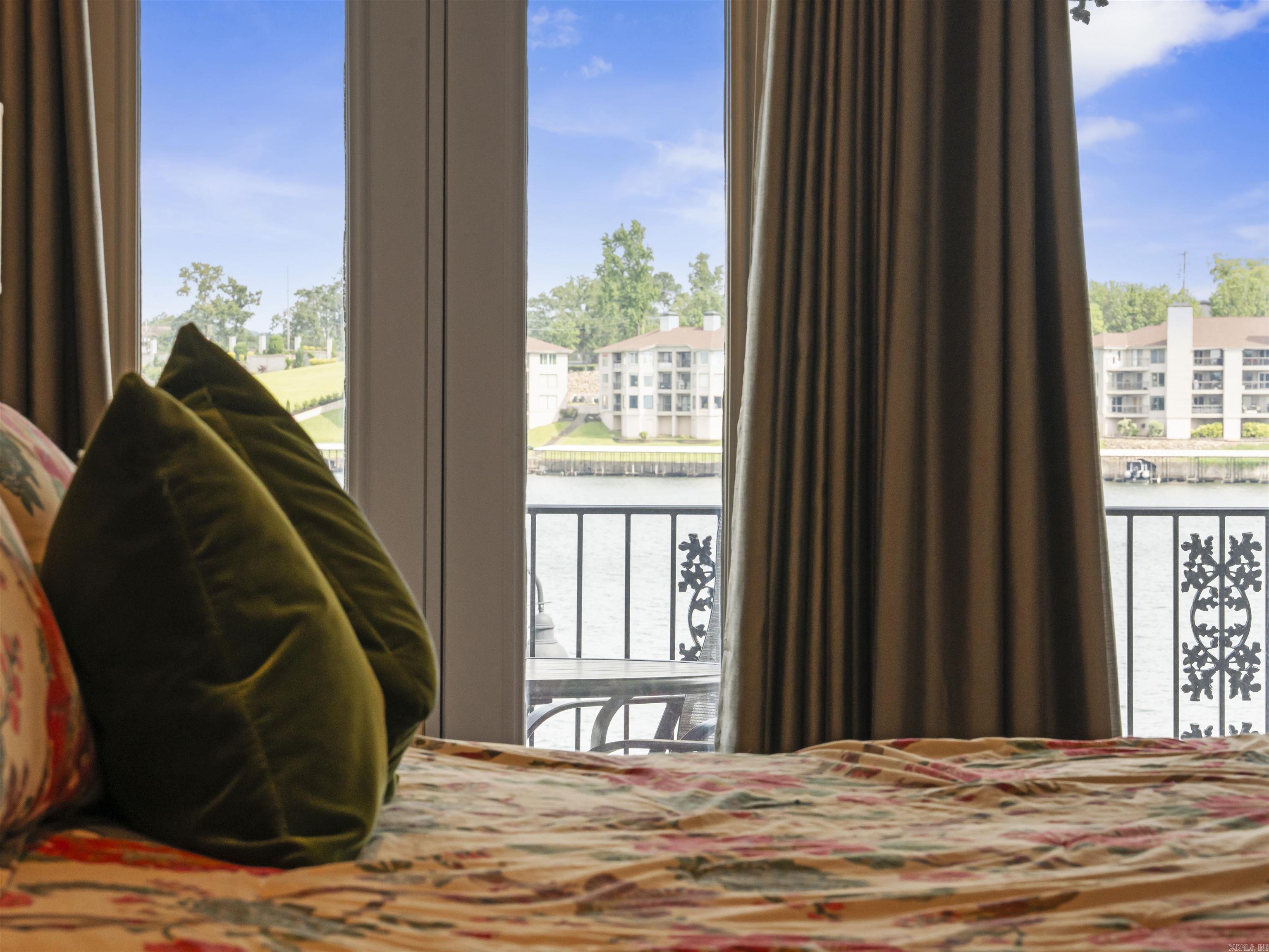 FIESTA BAY HPR - Residential