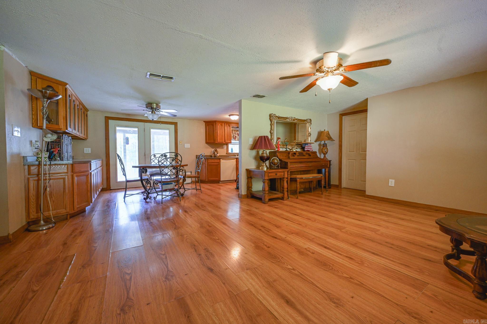 BEASTONS - Residential