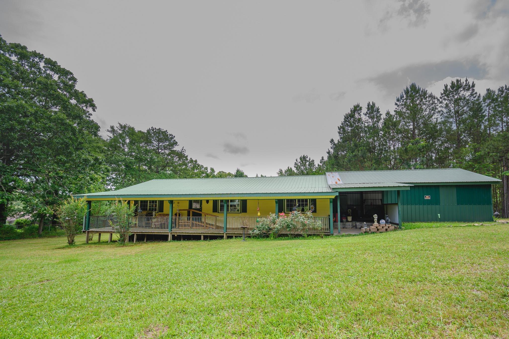 BEASTONS - Residential