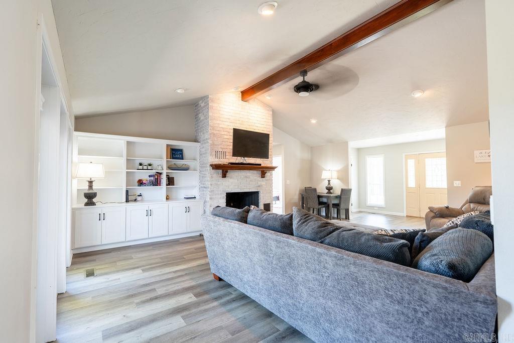 EDGEWATER COVE - Residential