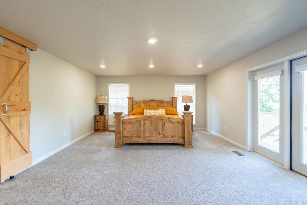 EDGEWATER COVE - Residential