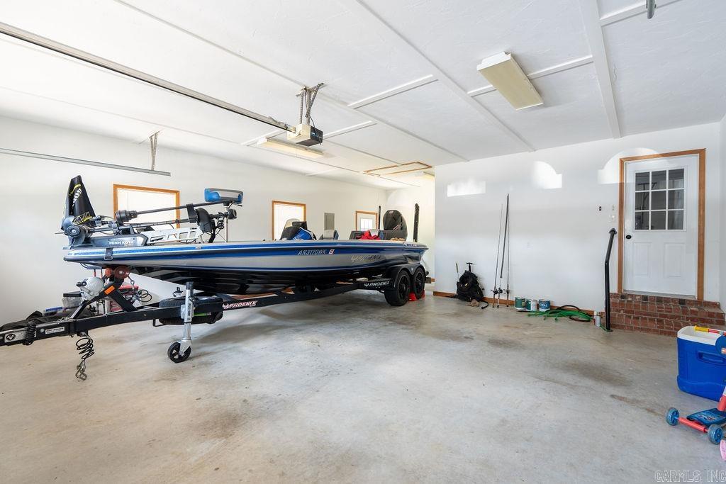 EDGEWATER COVE - Residential