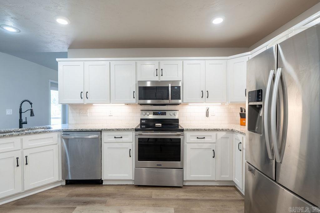 EDGEWATER COVE - Residential