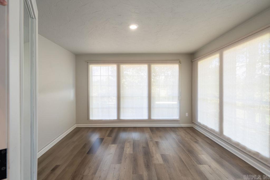 EDGEWATER COVE - Residential