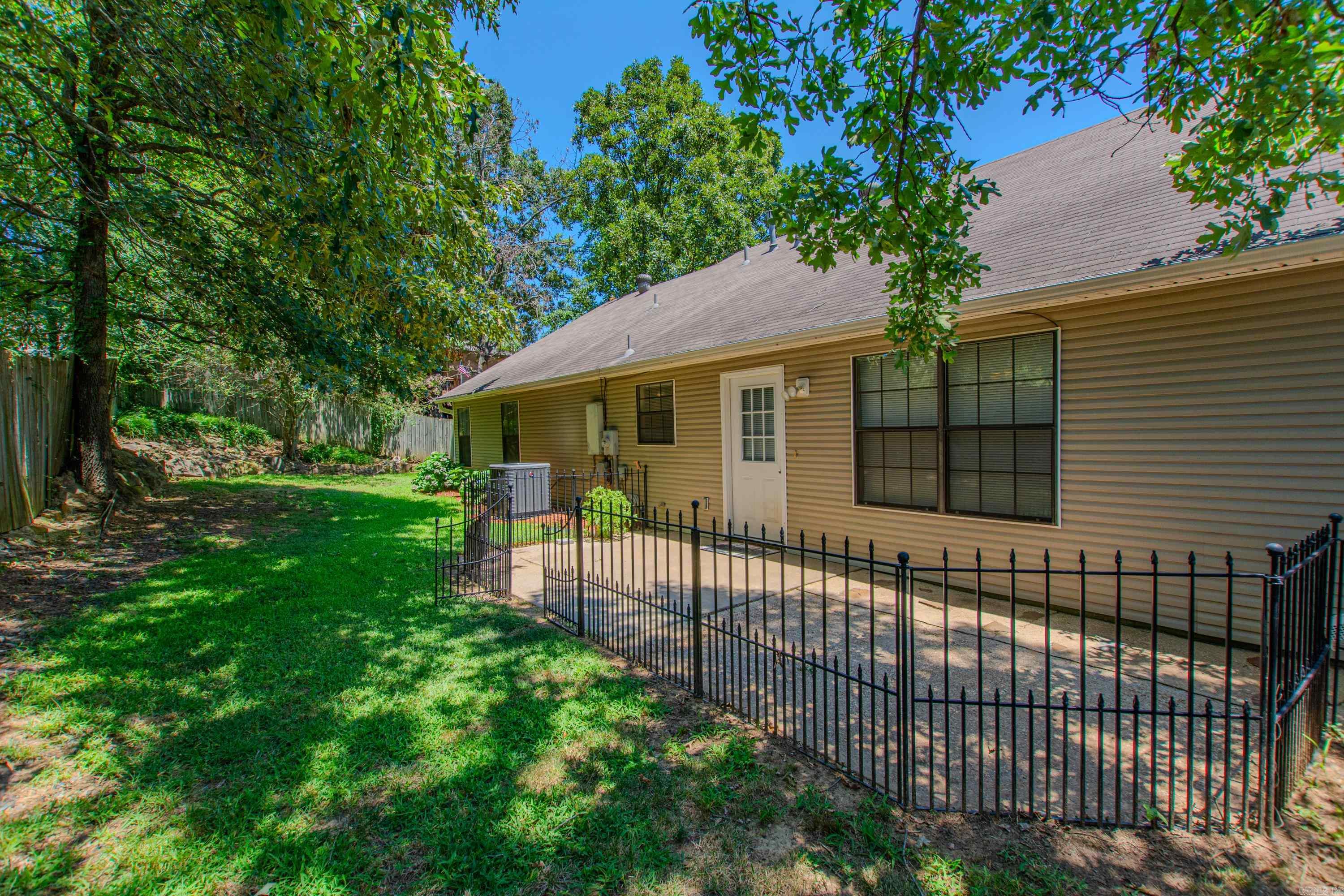 CABOT HIGHLANDS - Residential