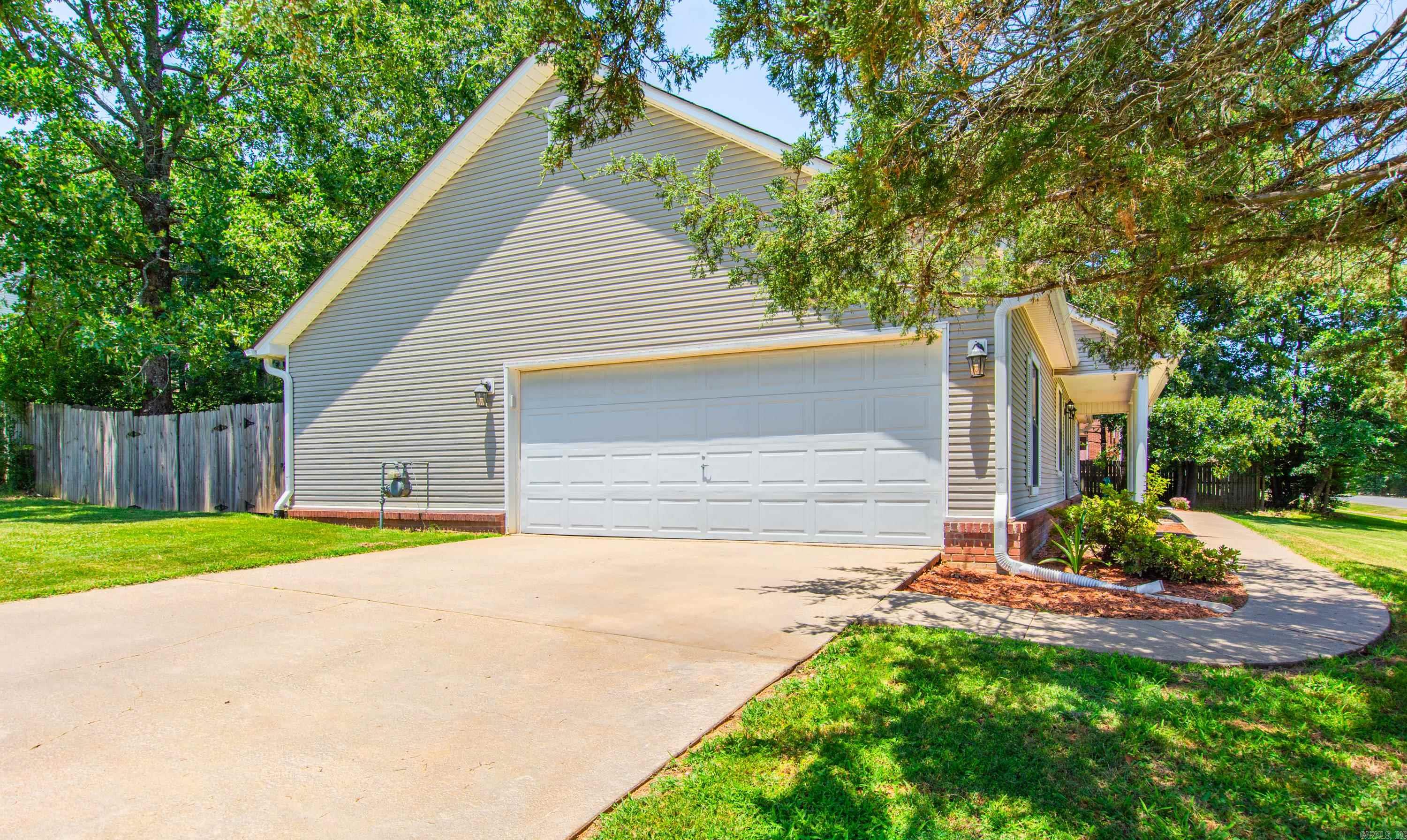 CABOT HIGHLANDS - Residential