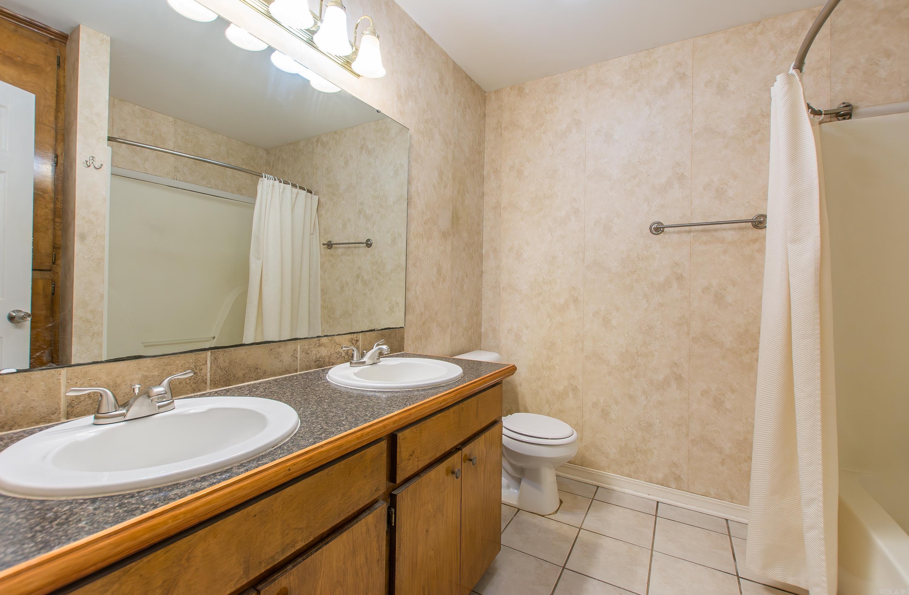 CABOT HIGHLANDS - Residential