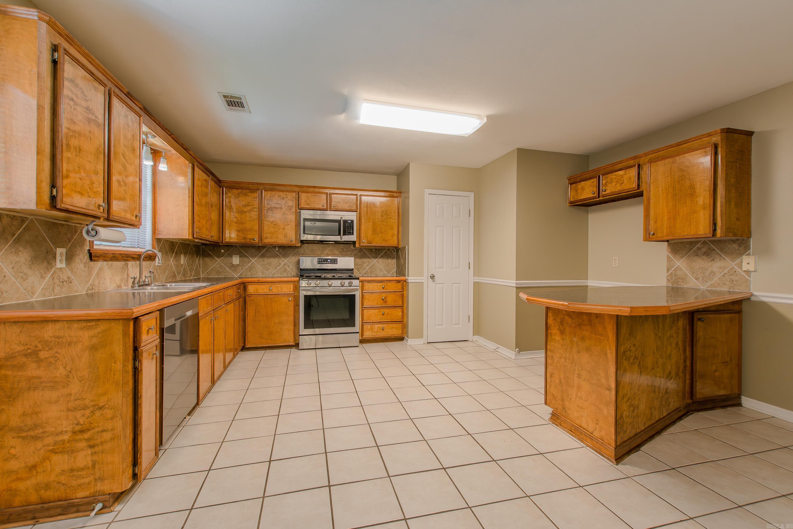 CABOT HIGHLANDS - Residential