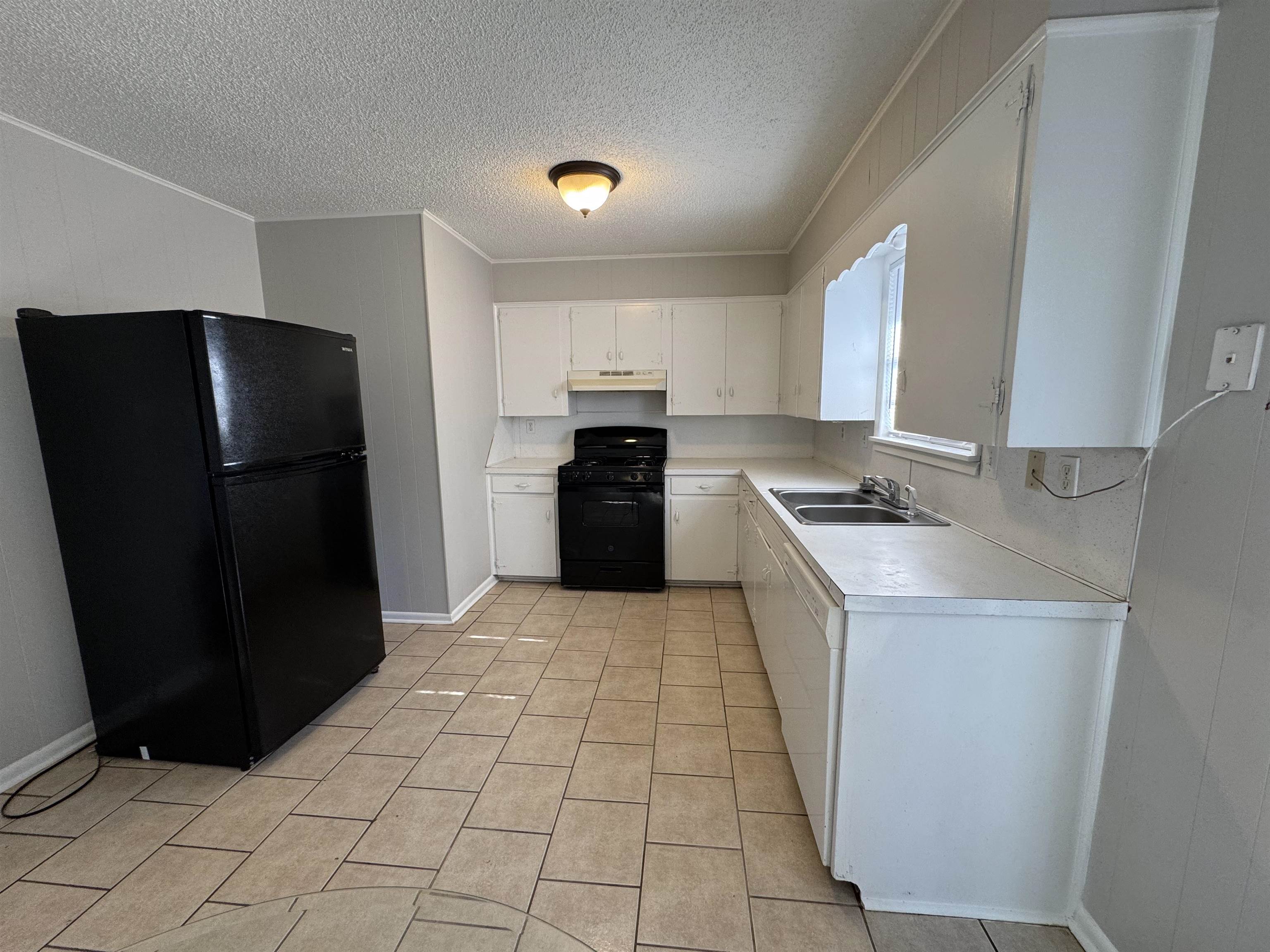 Delwood - Residential Lease