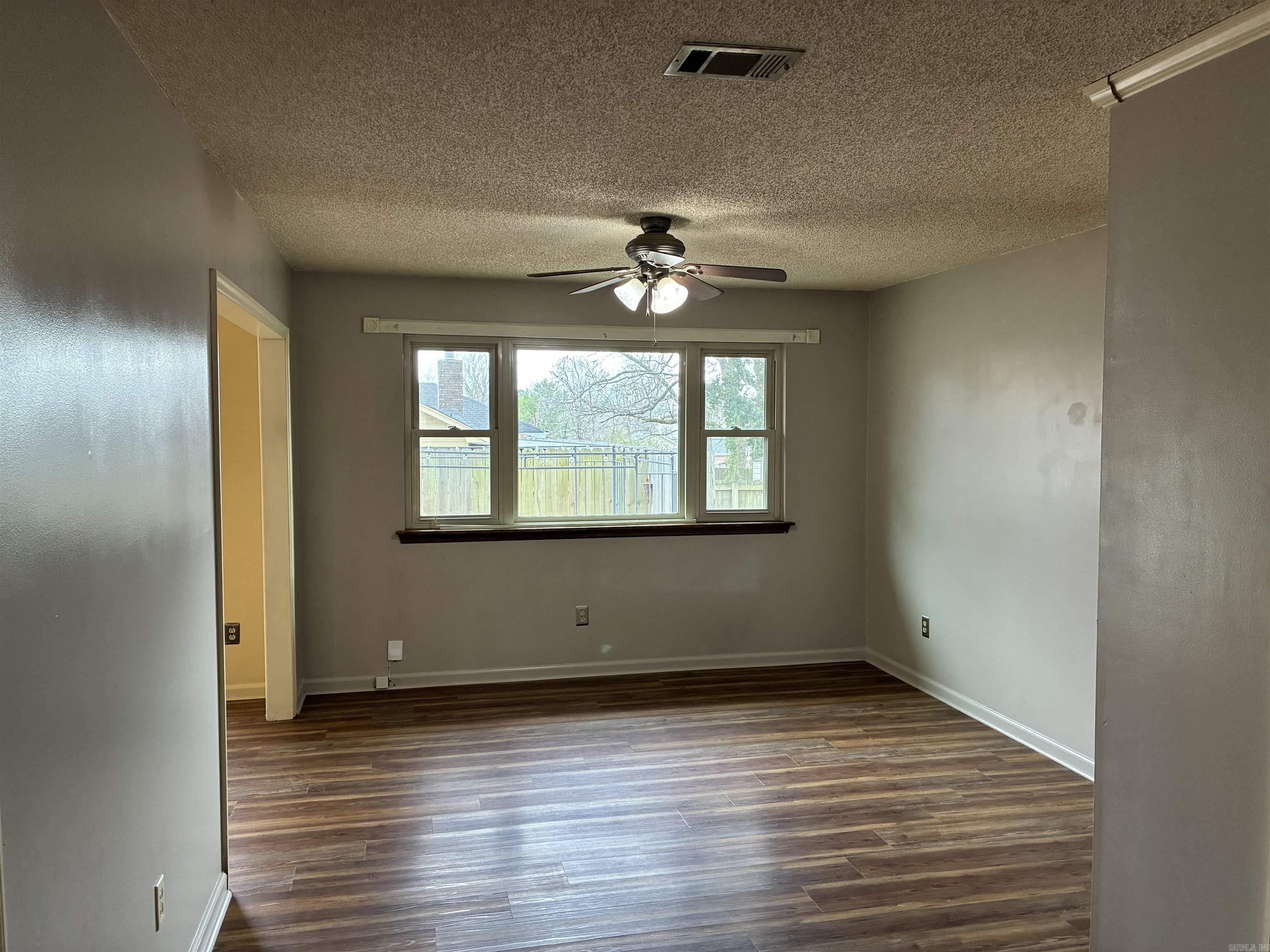 CARDINAL VALLEY - Residential