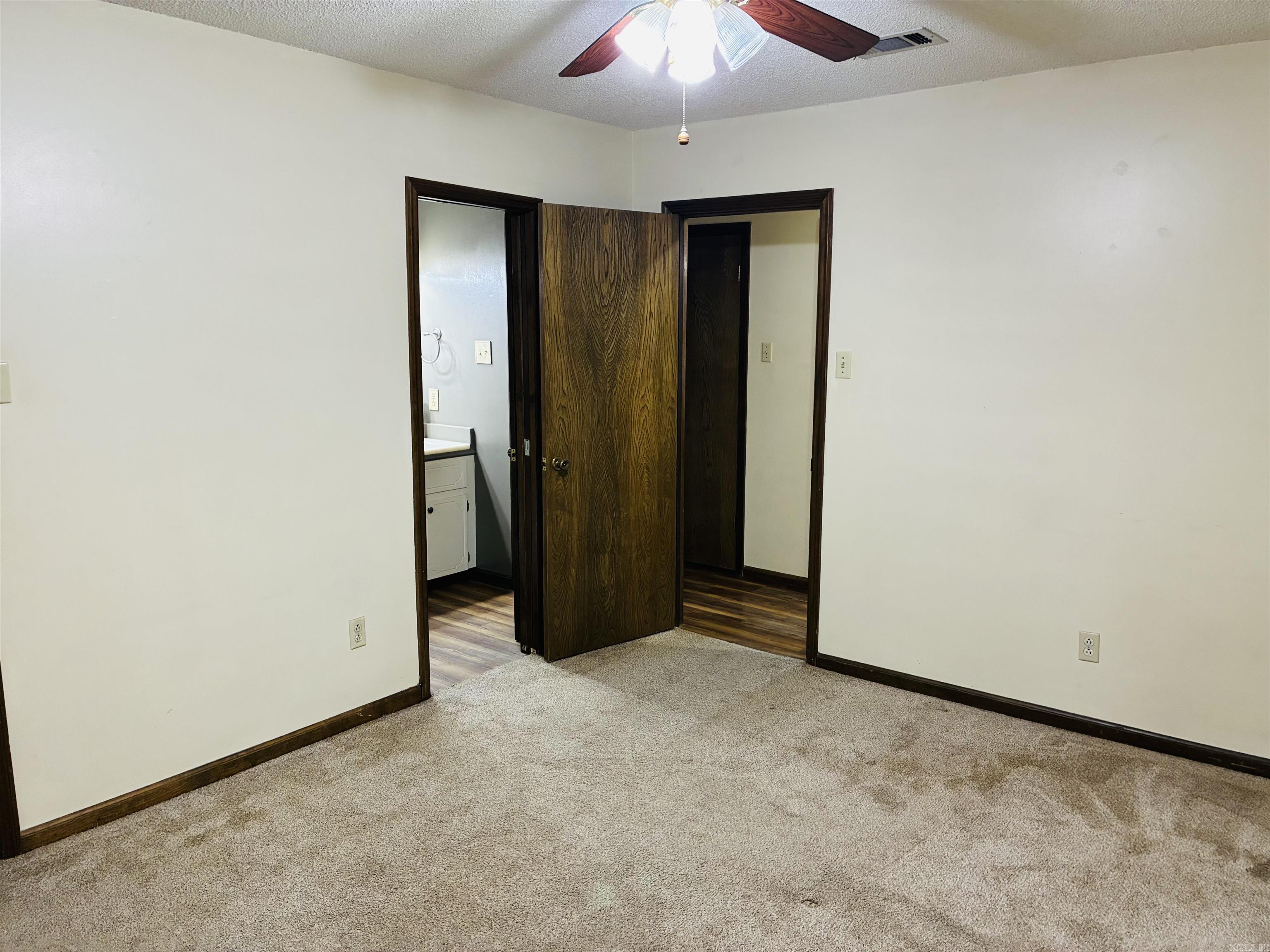 CARDINAL VALLEY - Residential