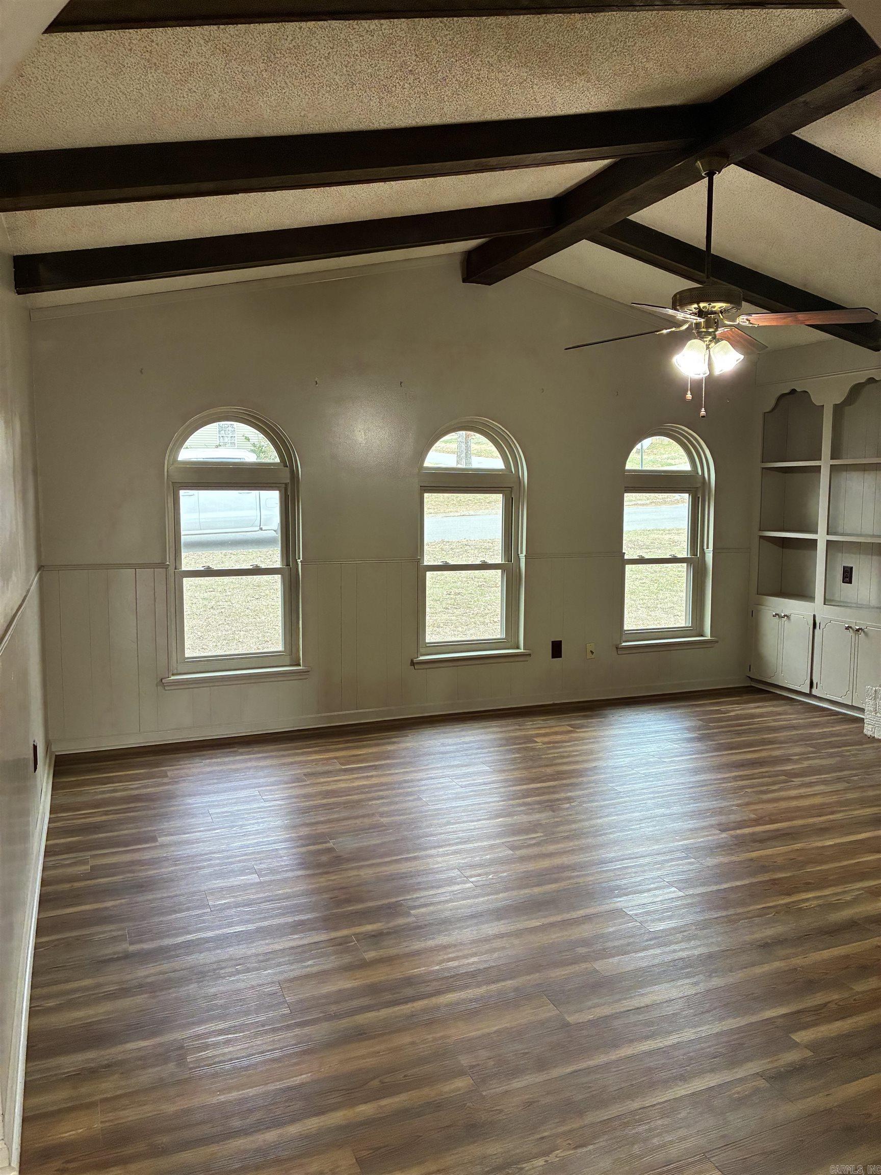 CARDINAL VALLEY - Residential