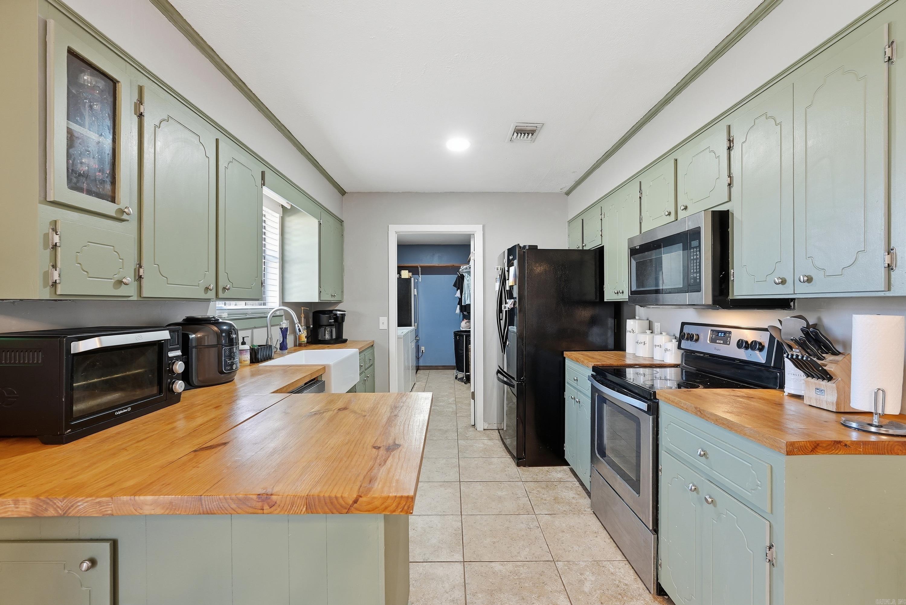 INDIAN MEADOWS - Residential