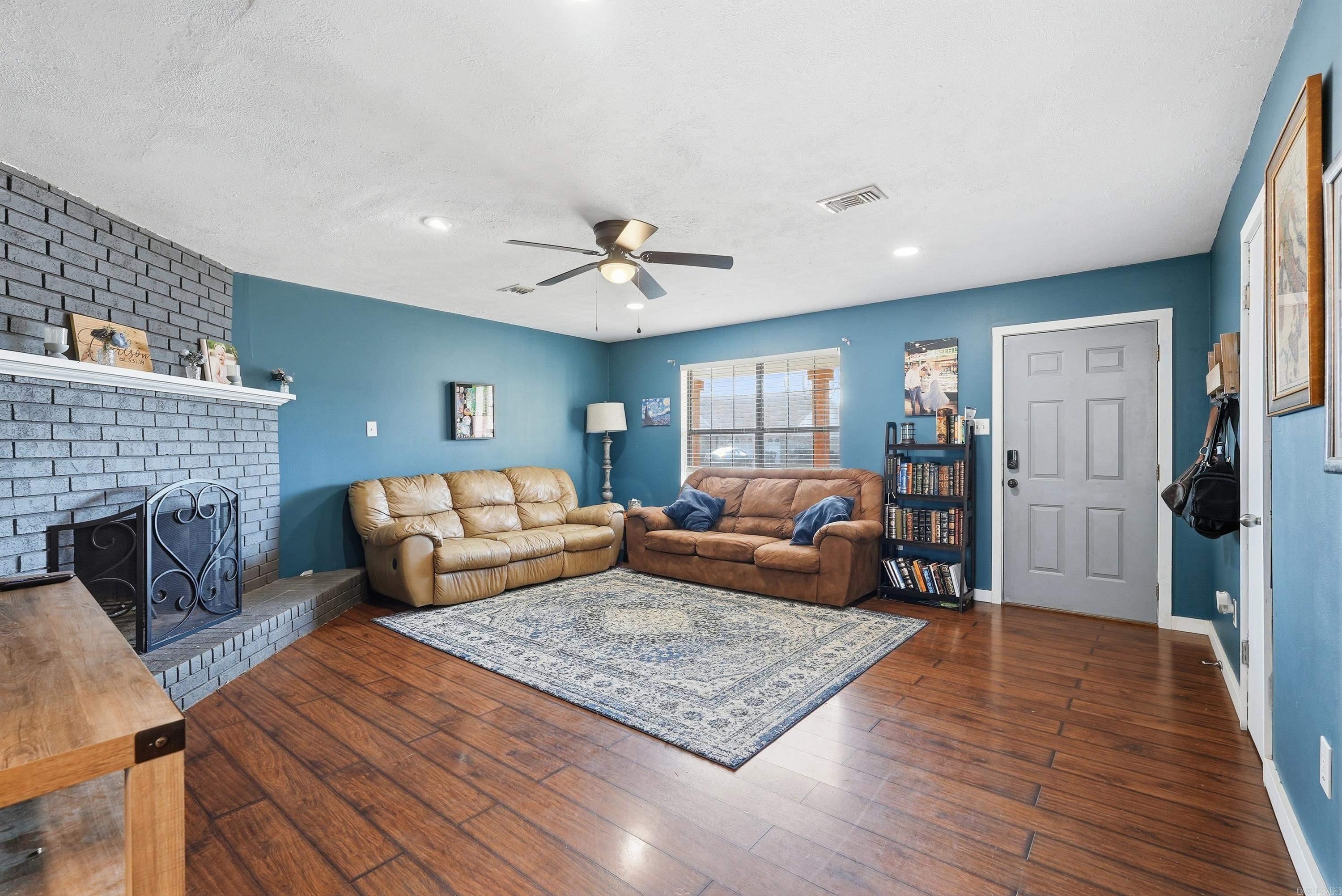 INDIAN MEADOWS - Residential