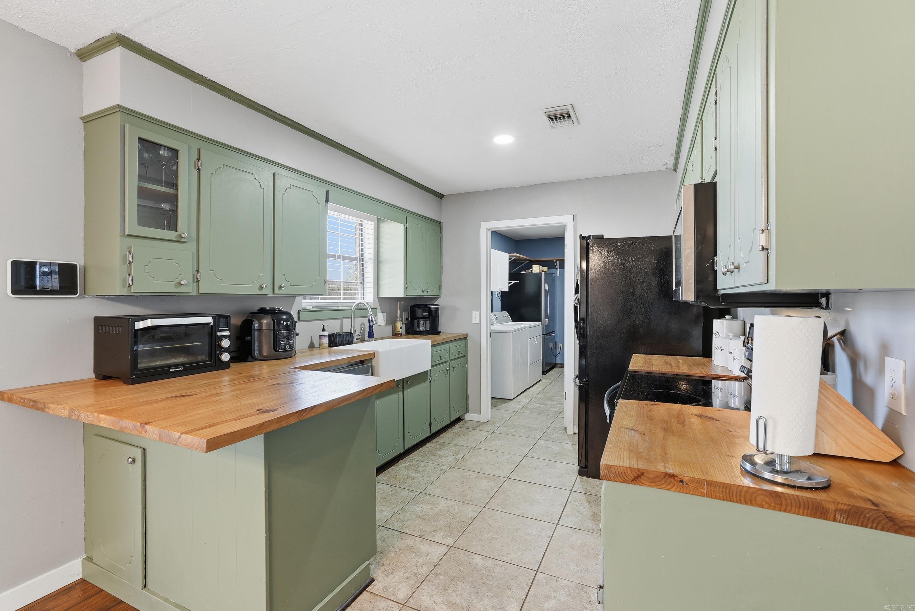 INDIAN MEADOWS - Residential