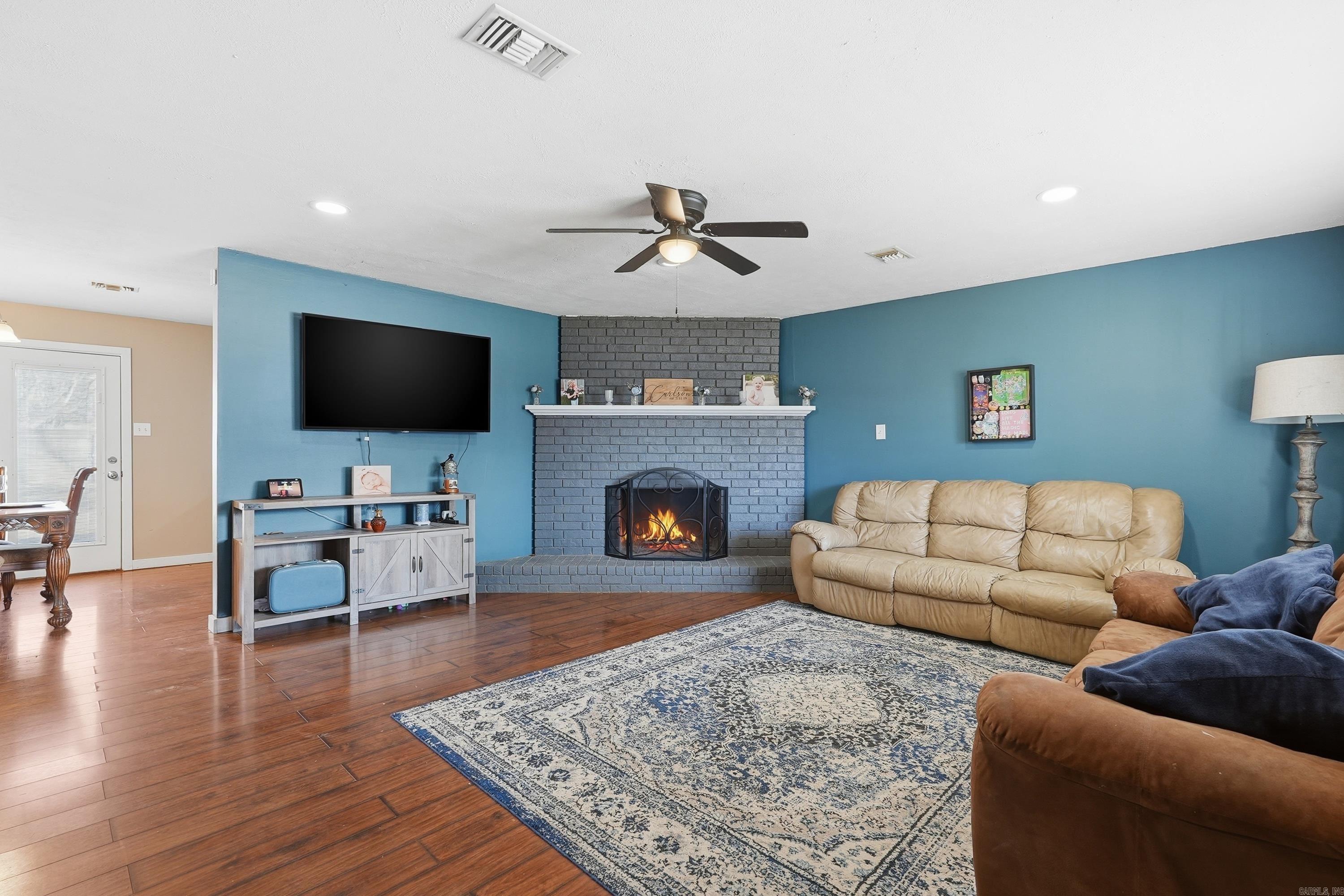 INDIAN MEADOWS - Residential