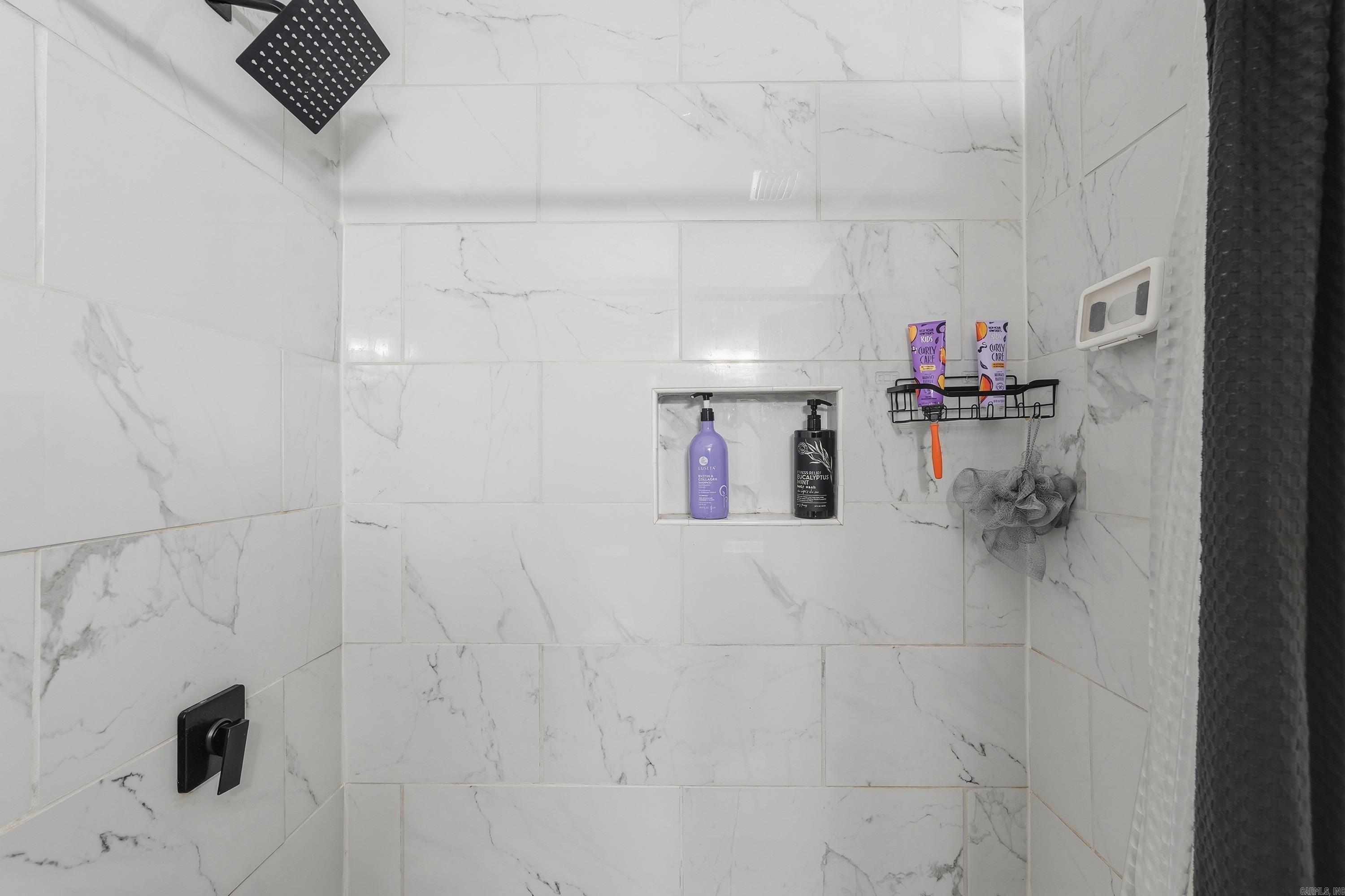 INDIAN MEADOWS - Residential