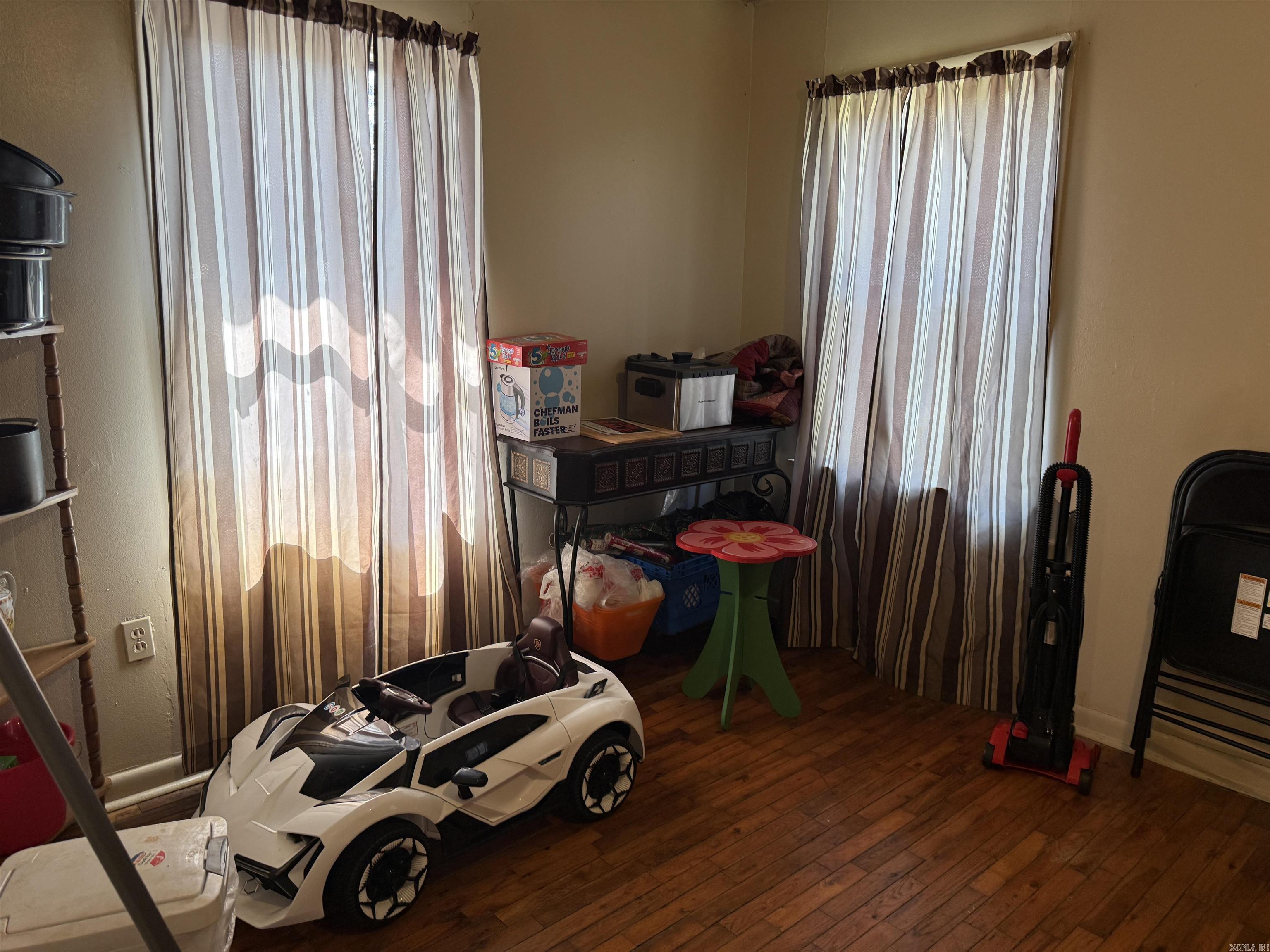 HYDE PARK - Residential