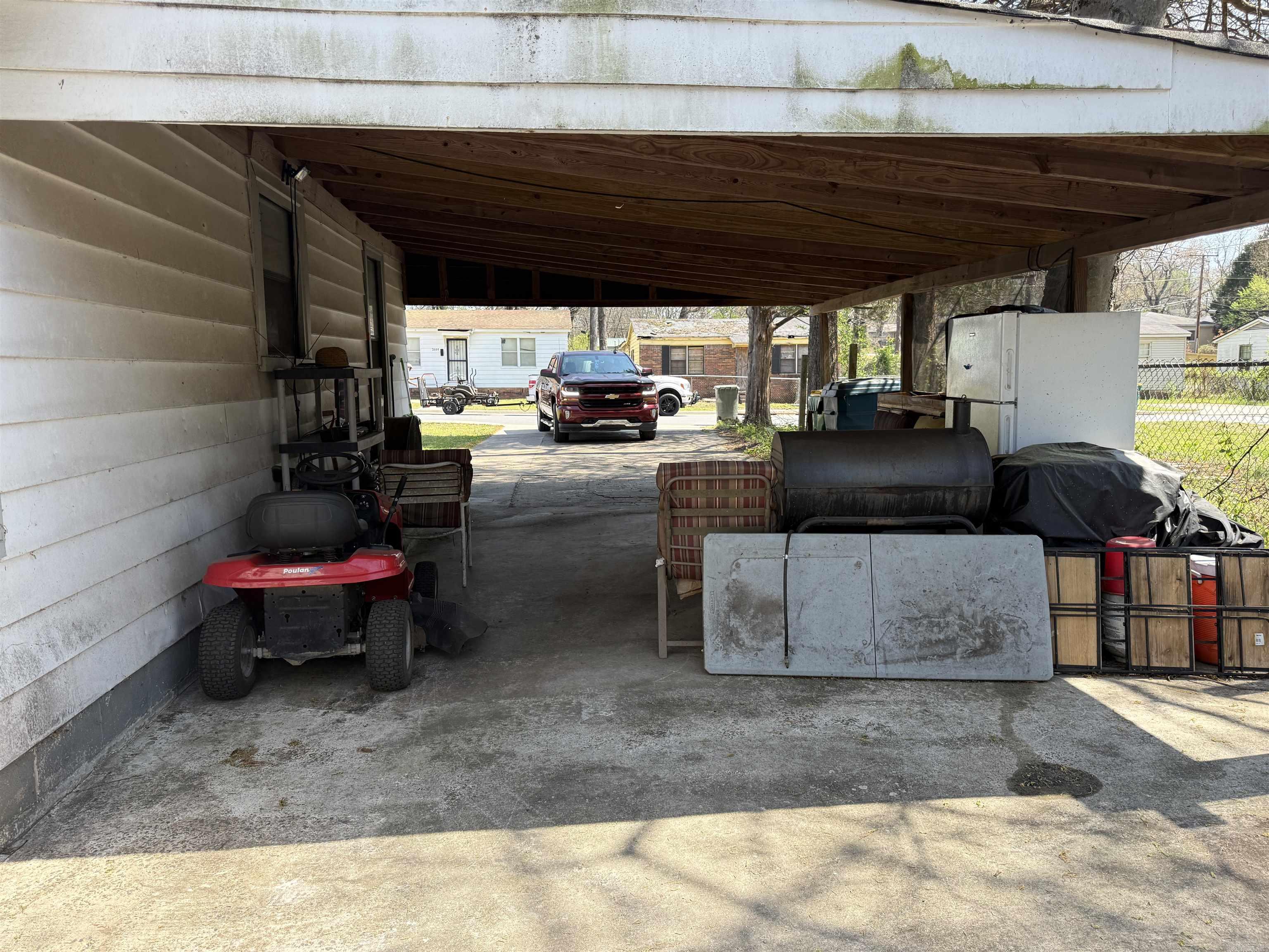 HYDE PARK - Residential