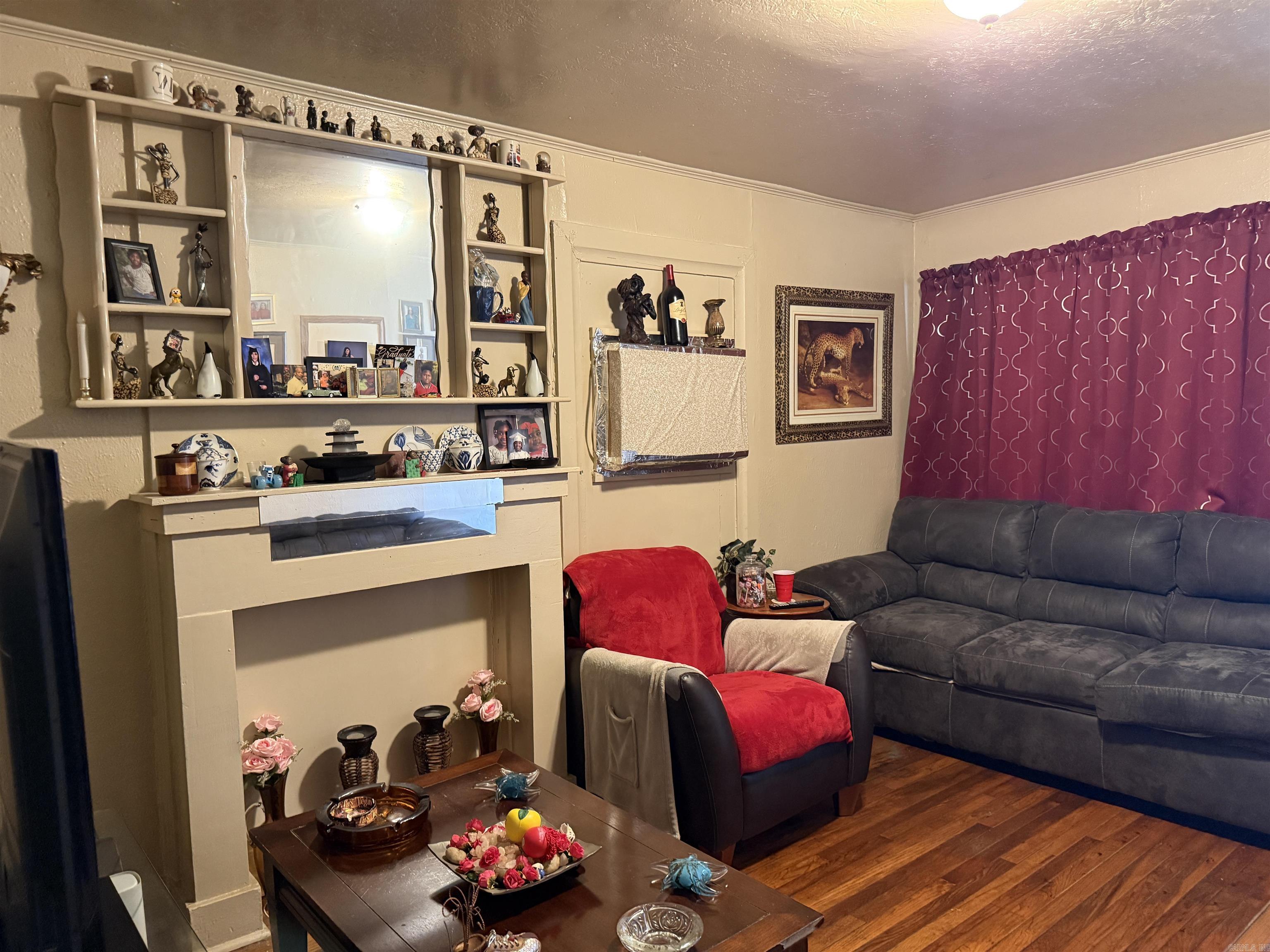 HYDE PARK - Residential