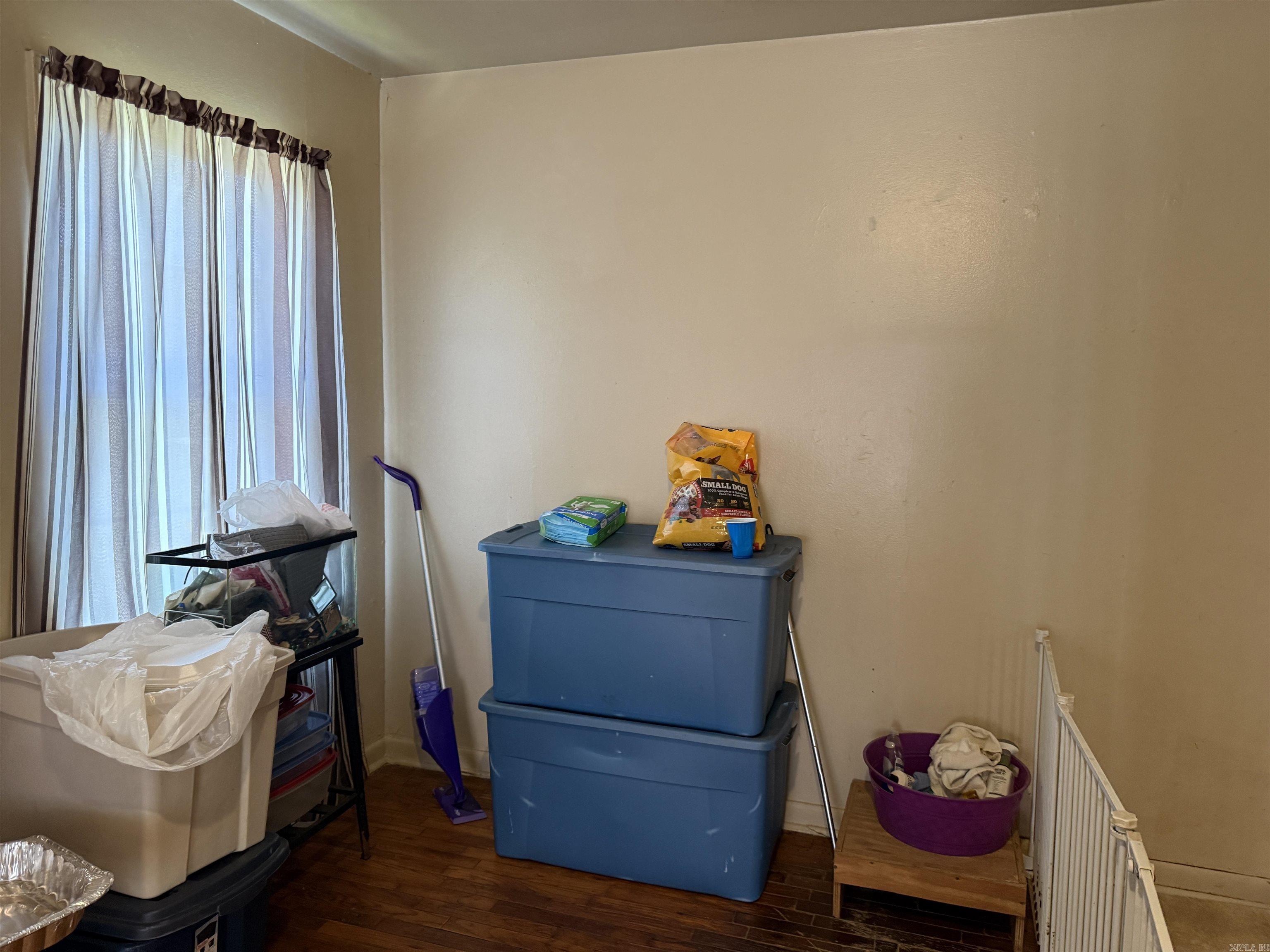 HYDE PARK - Residential