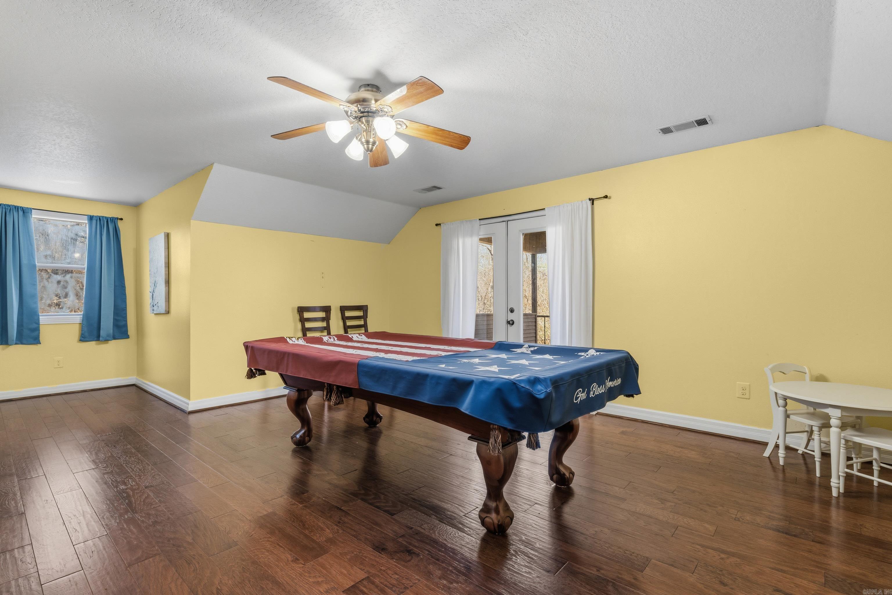 King Acres - Residential