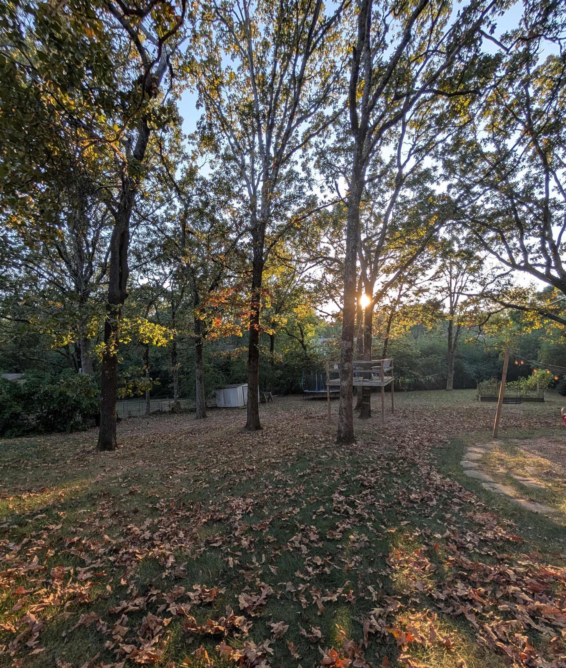 INDIAN HILLS - Residential