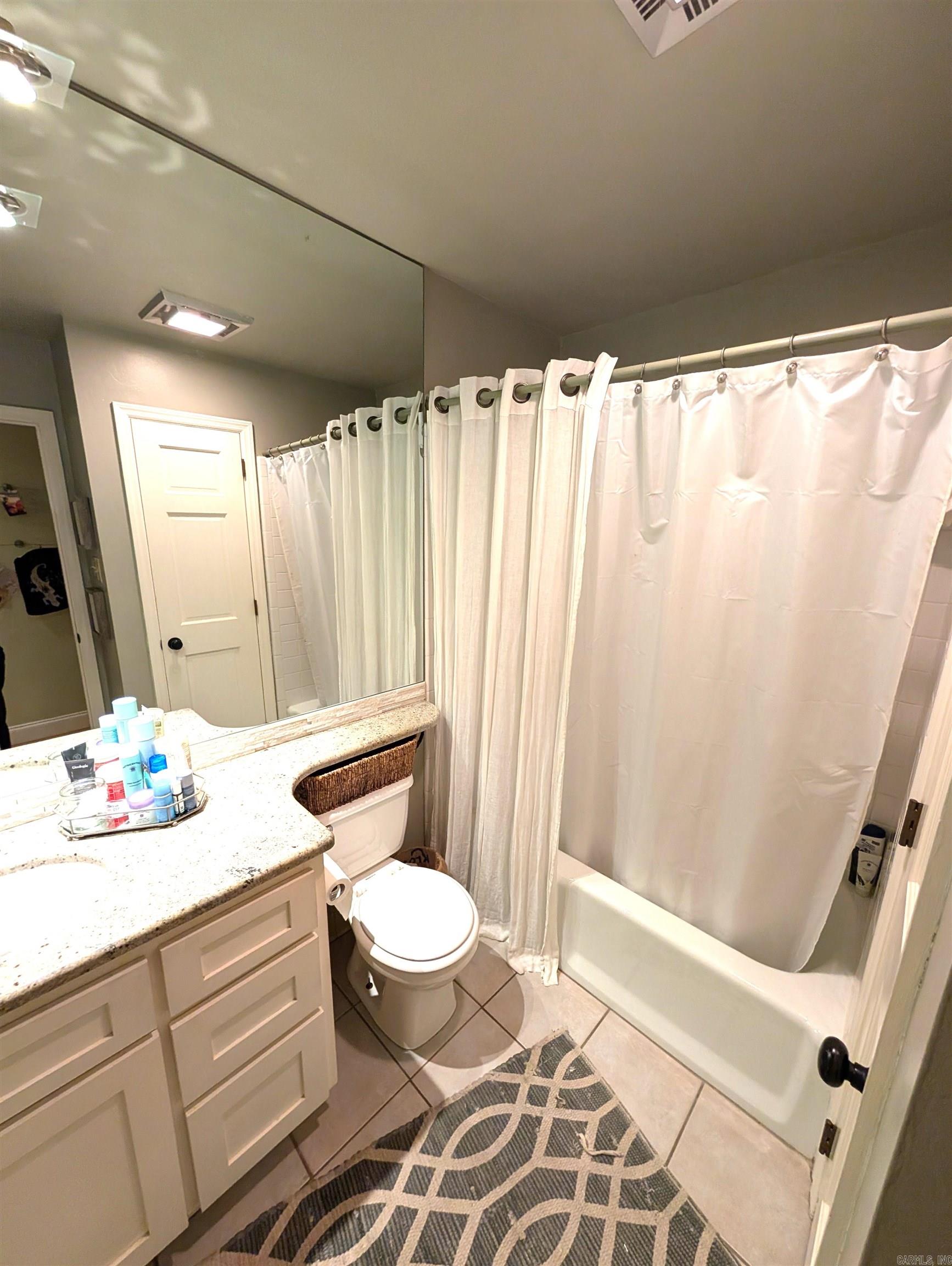 INDIAN HILLS - Residential