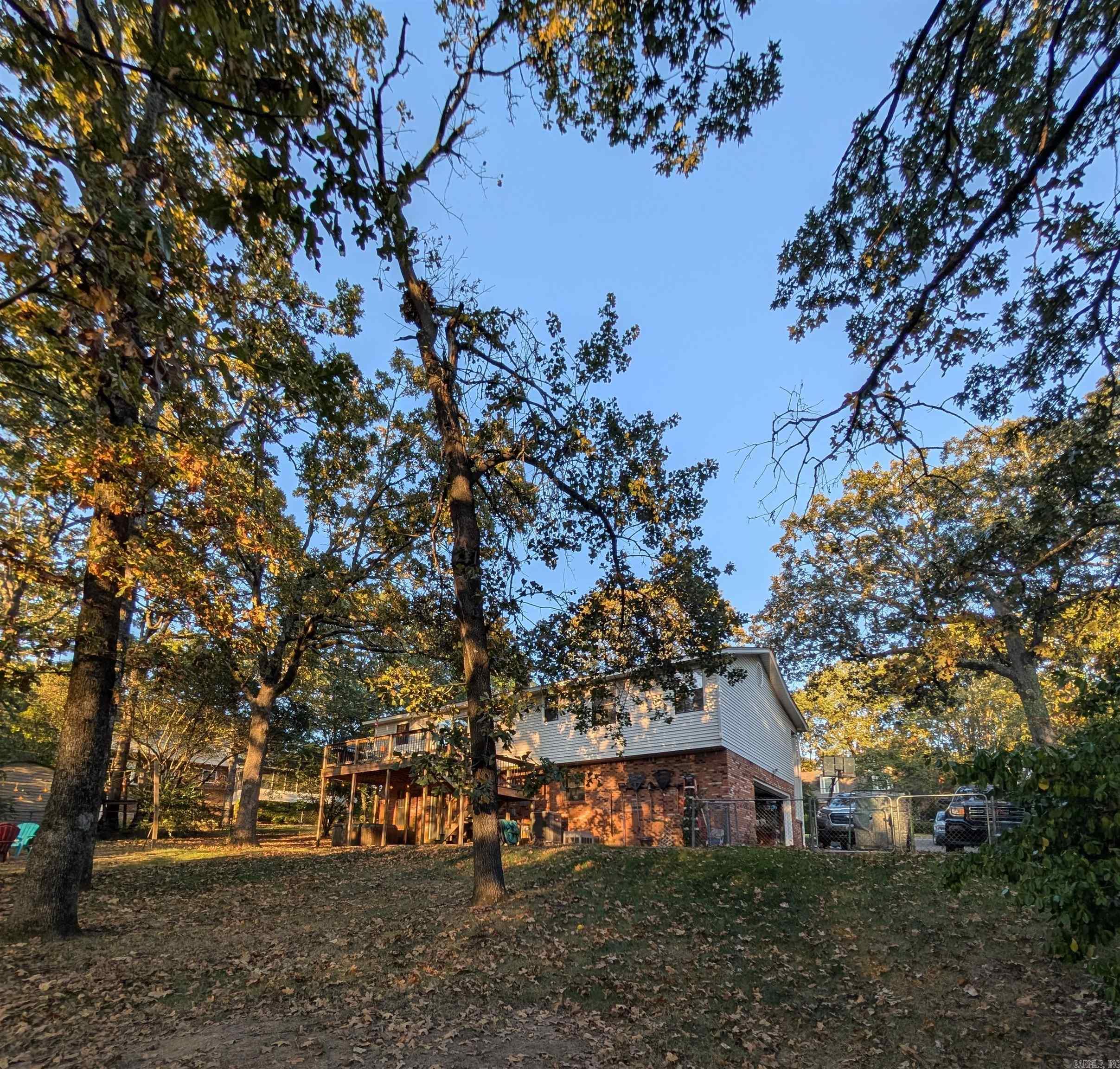 INDIAN HILLS - Residential