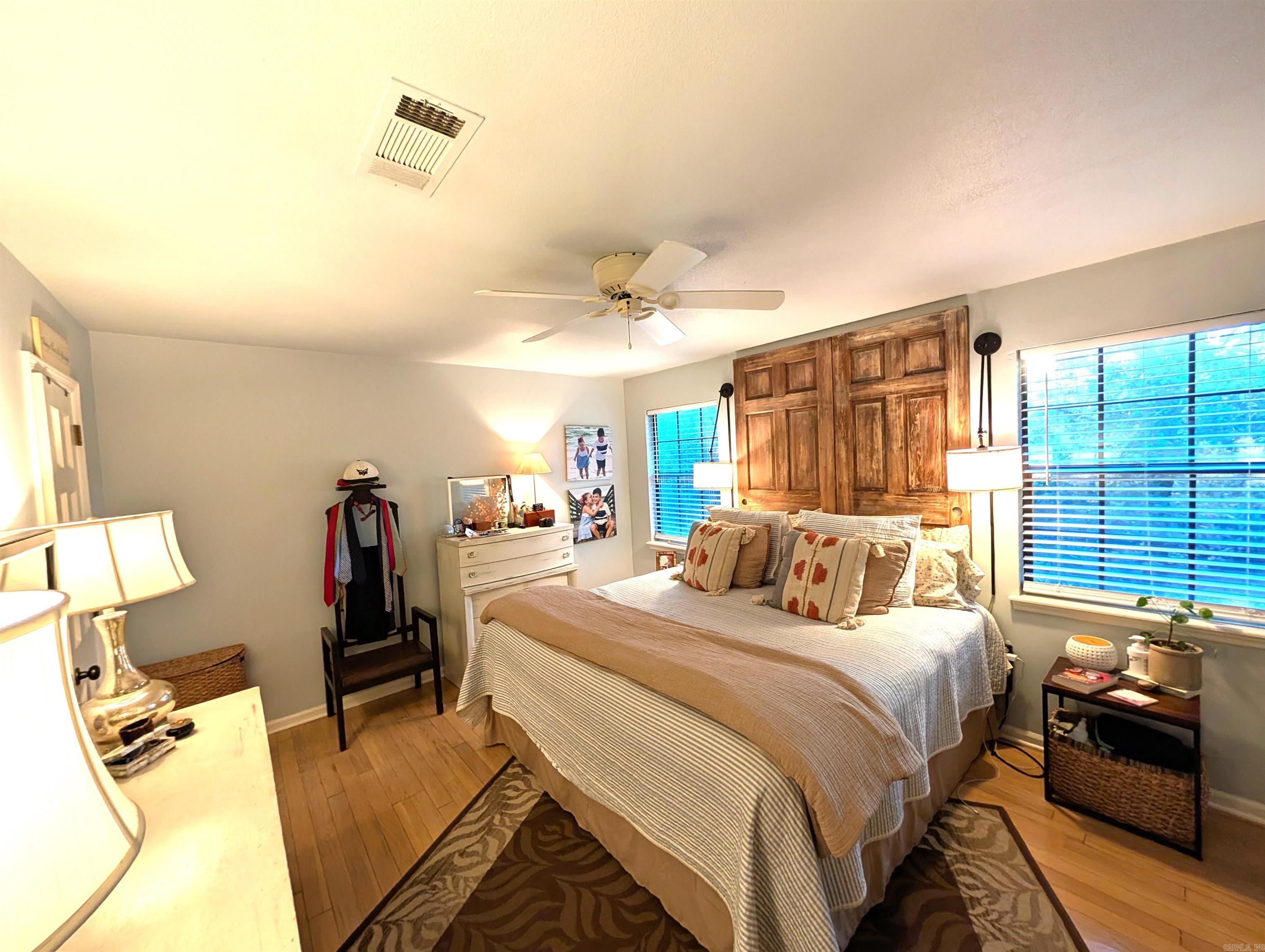 INDIAN HILLS - Residential