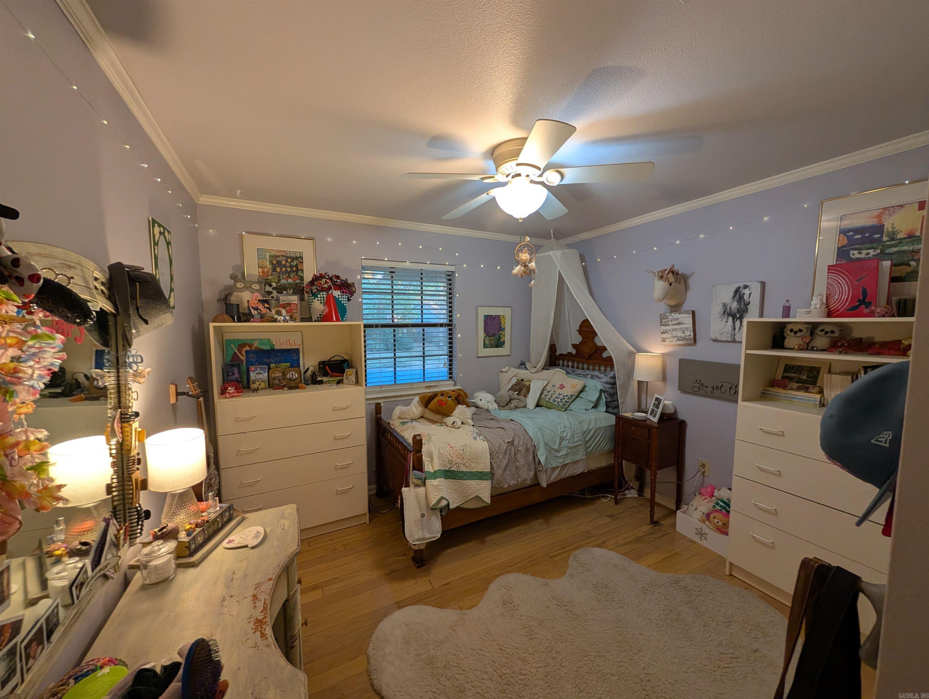 INDIAN HILLS - Residential