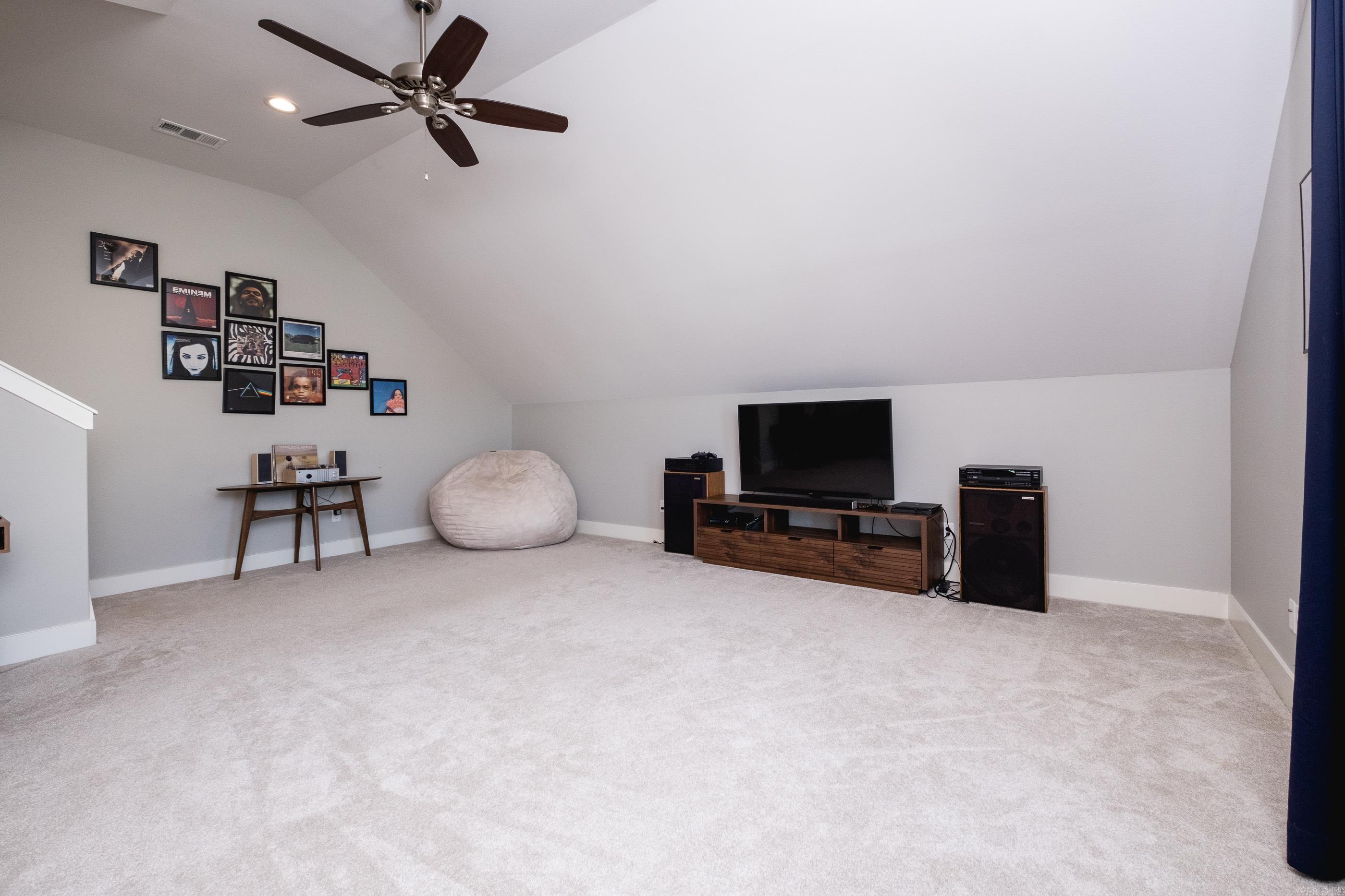 WILDWOOD PLACE - Residential