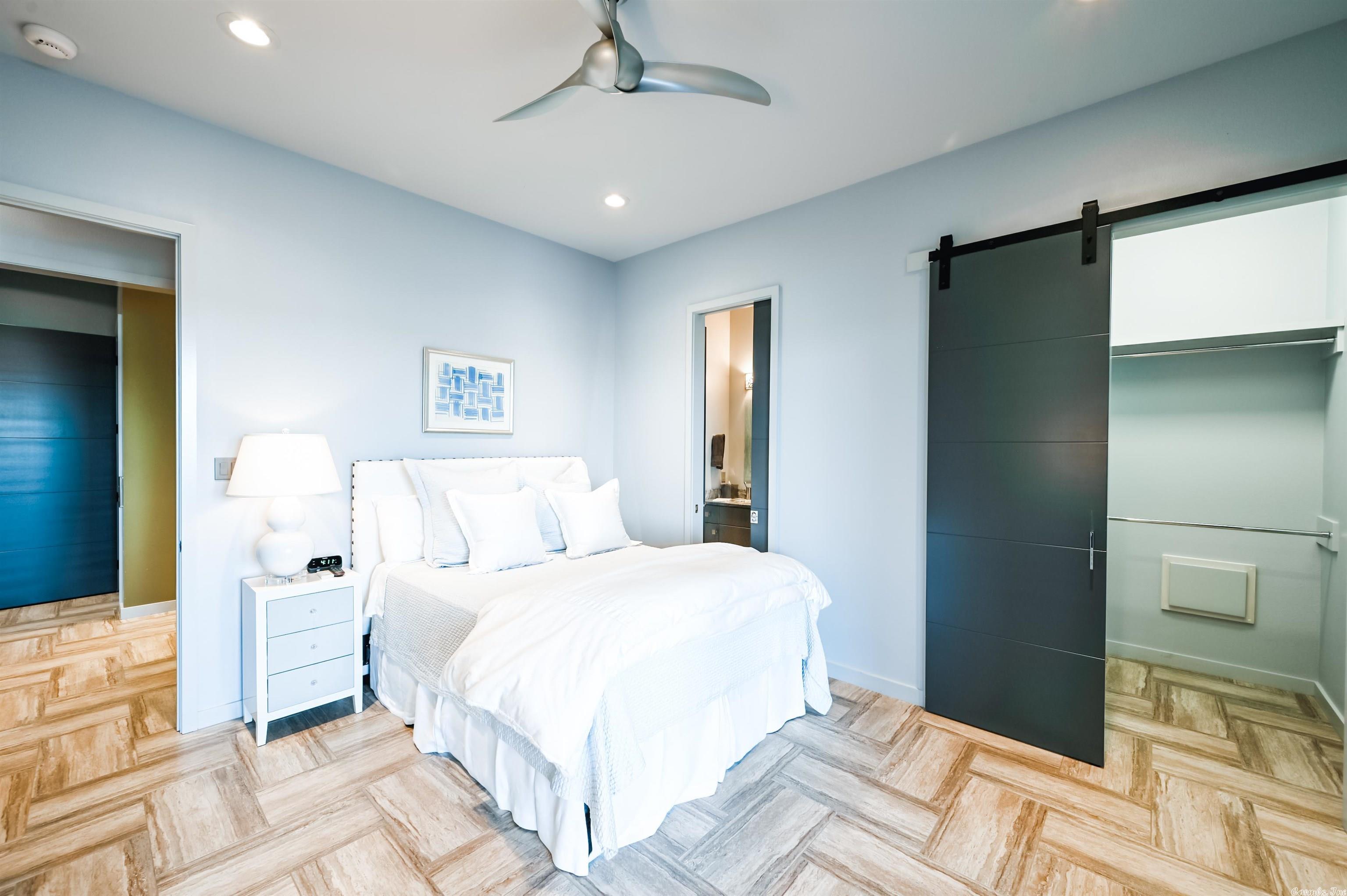 Point on Wilson Point - Residential